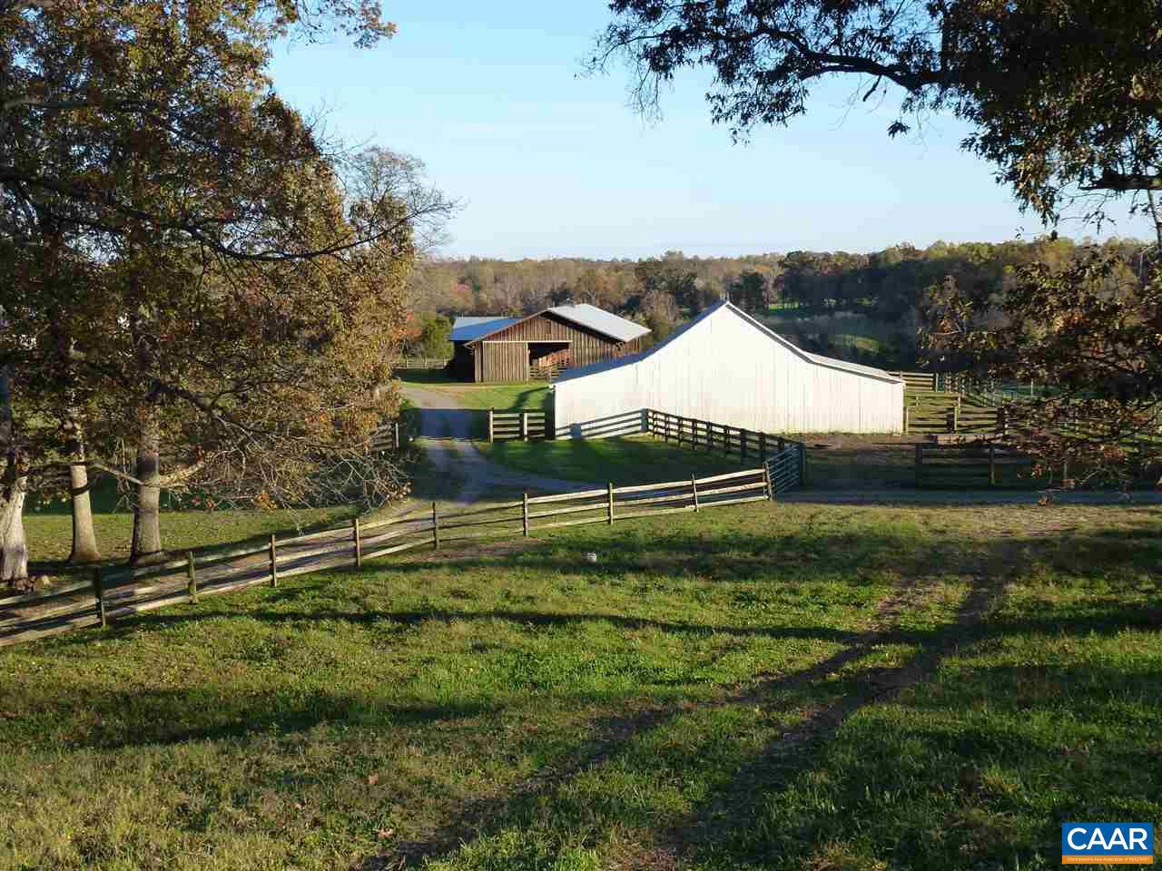 UNKNOWN - Farm