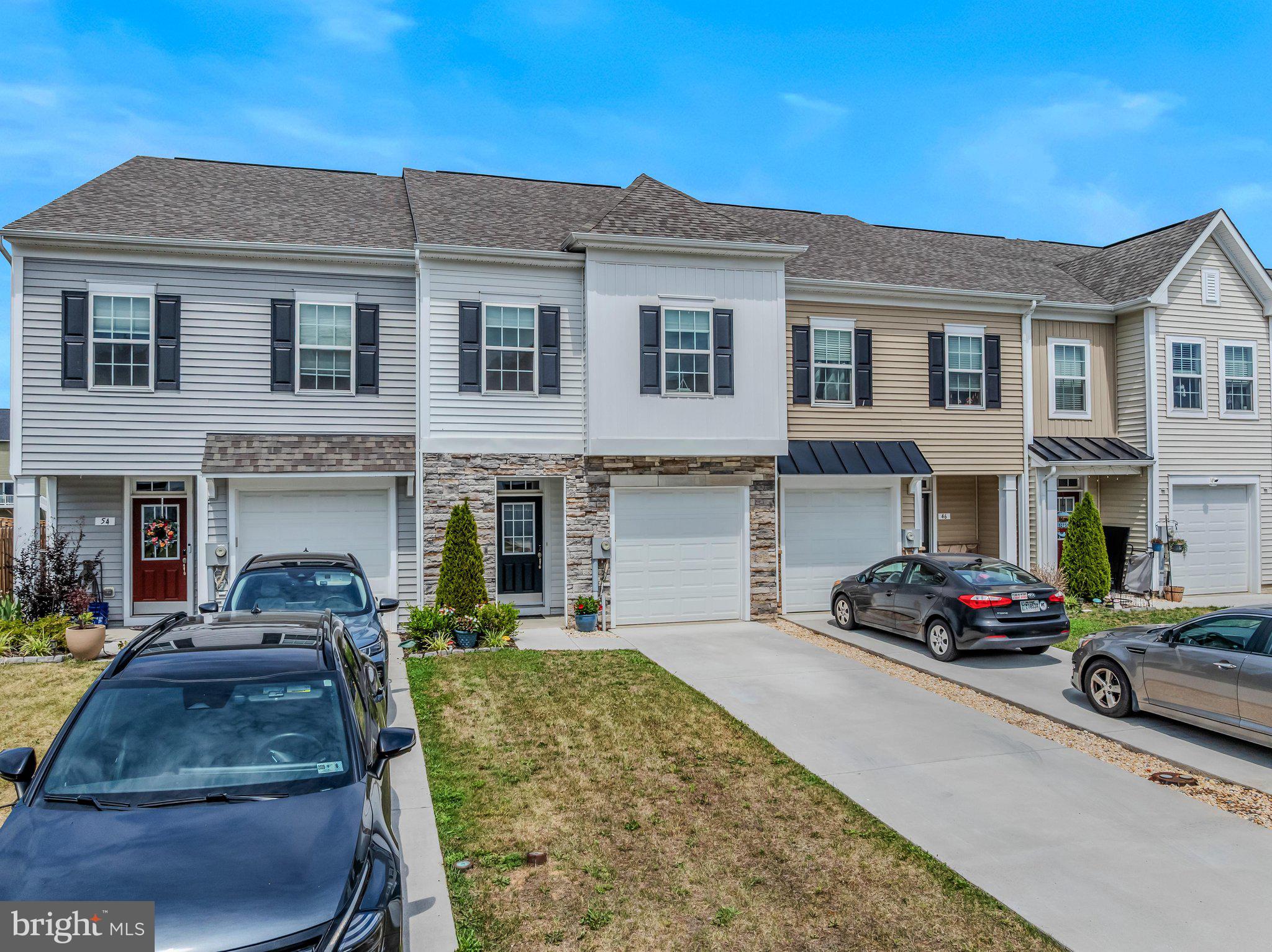 MCCAULEY CROSSING - Residential