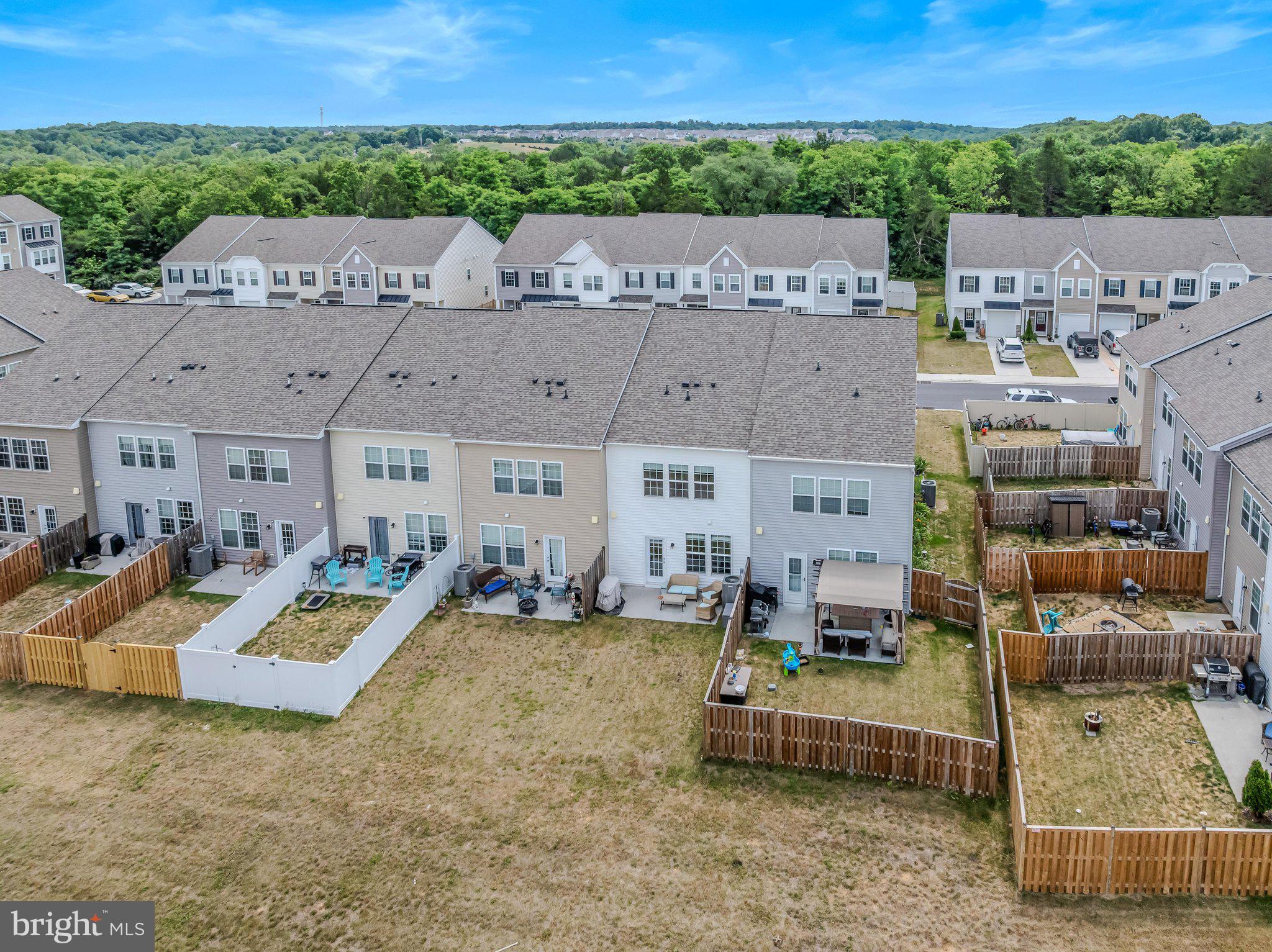 MCCAULEY CROSSING - Residential