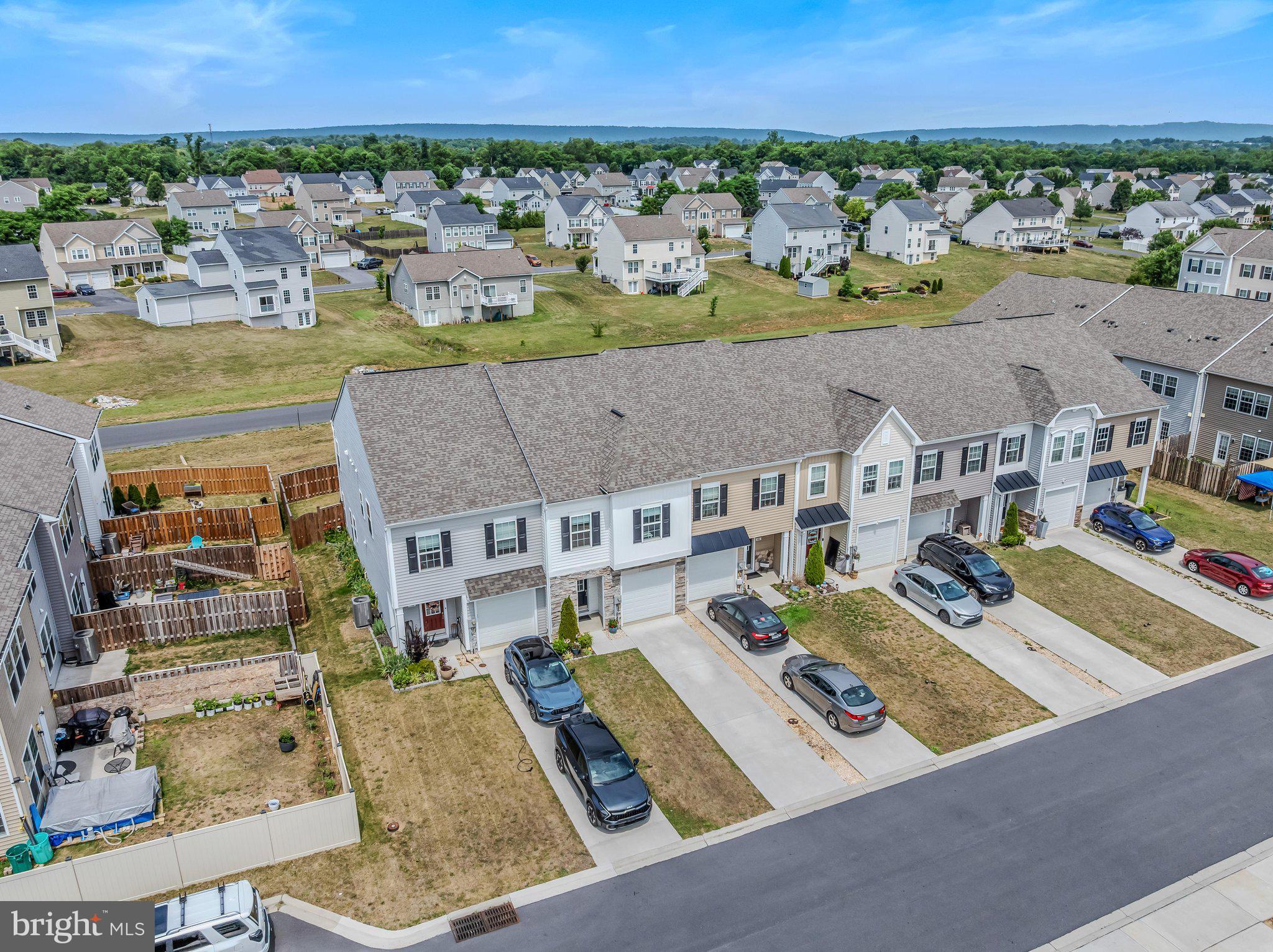 MCCAULEY CROSSING - Residential