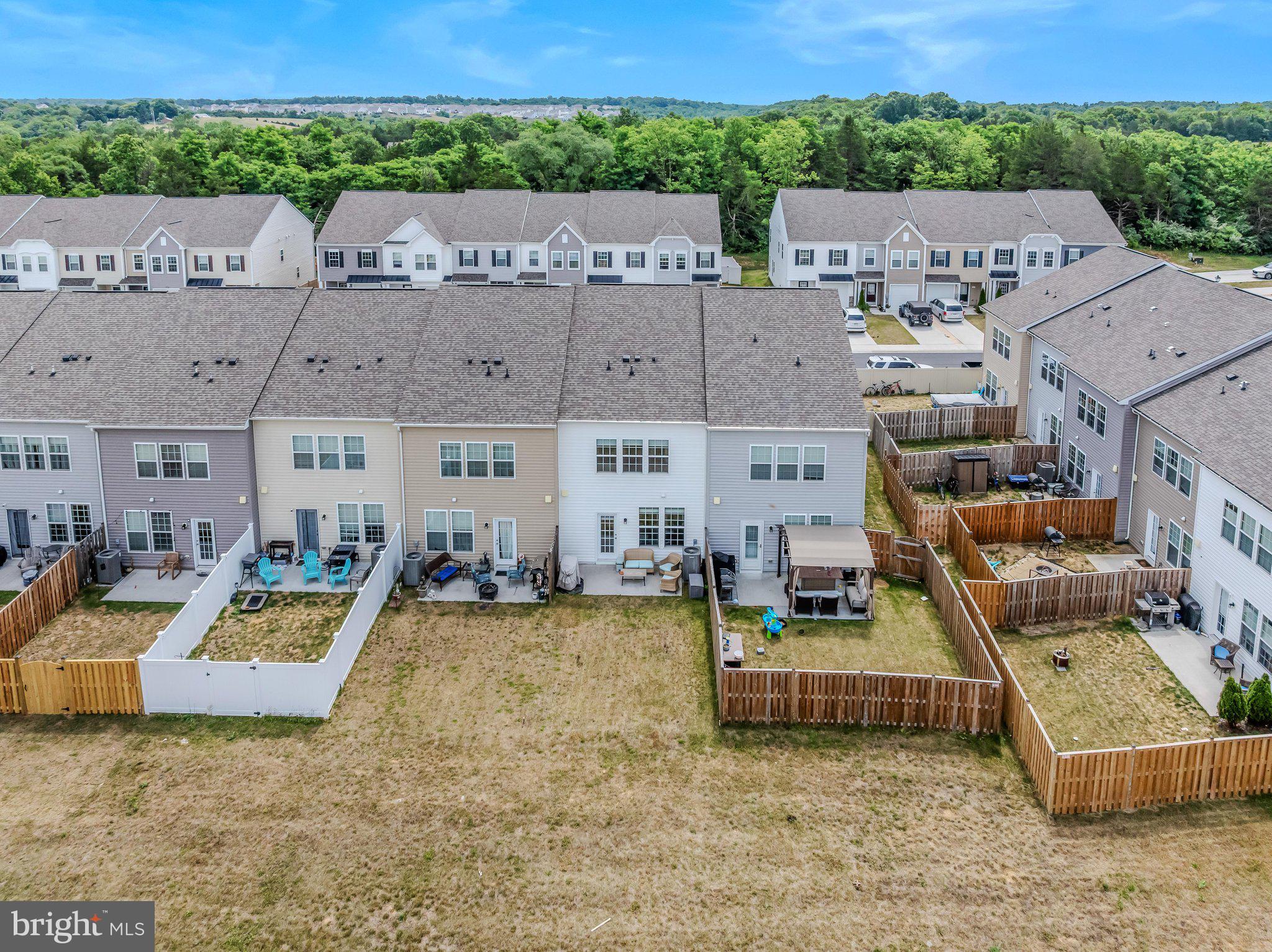 MCCAULEY CROSSING - Residential