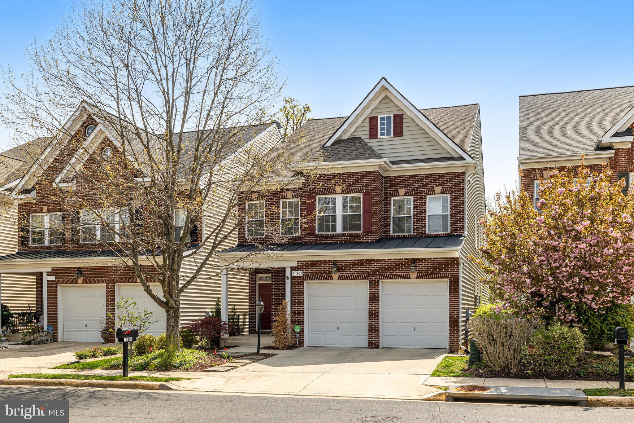CLOISTERS OF FAIRFAX - Residential