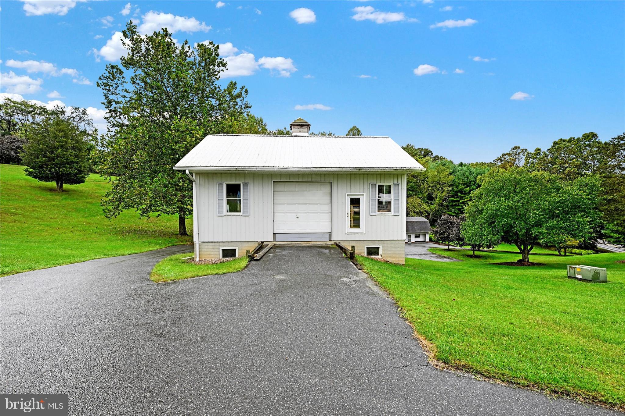 GLEN ARM - Residential