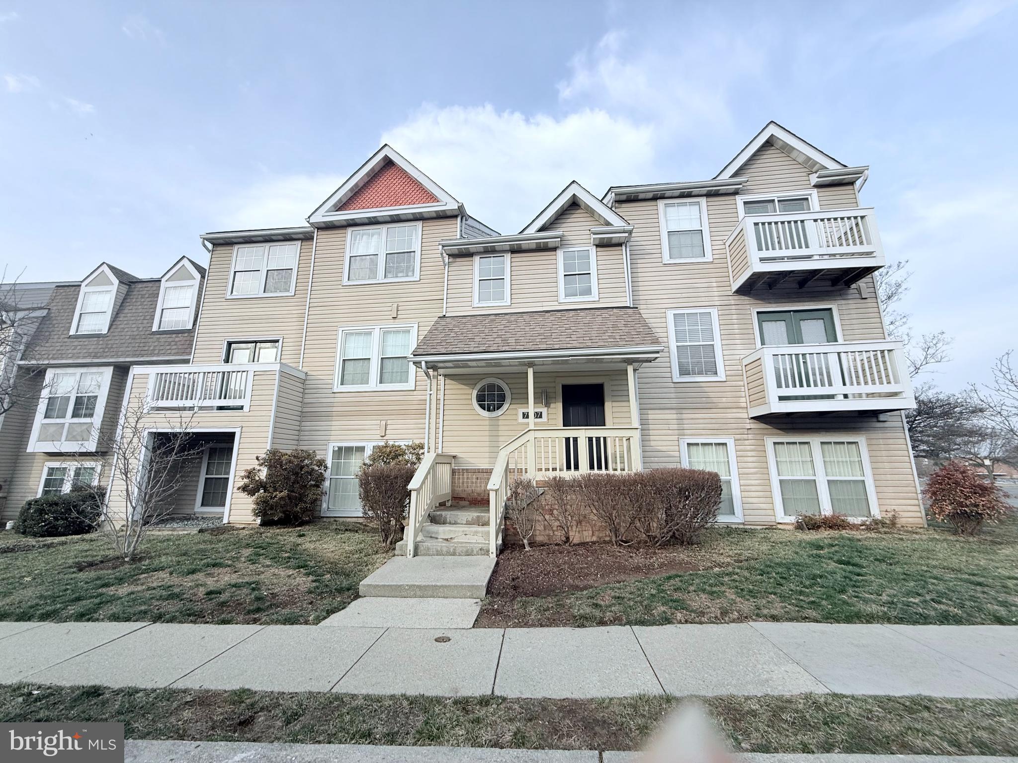 BRIDGEPORT - Residential