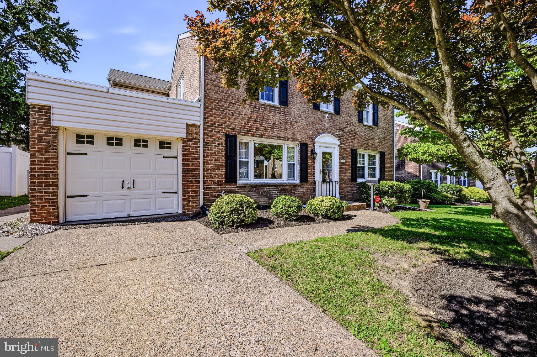 FAIRFAX - Residential