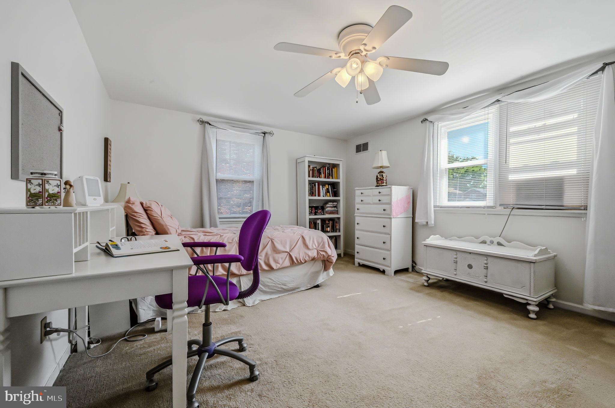FAIRFAX - Residential
