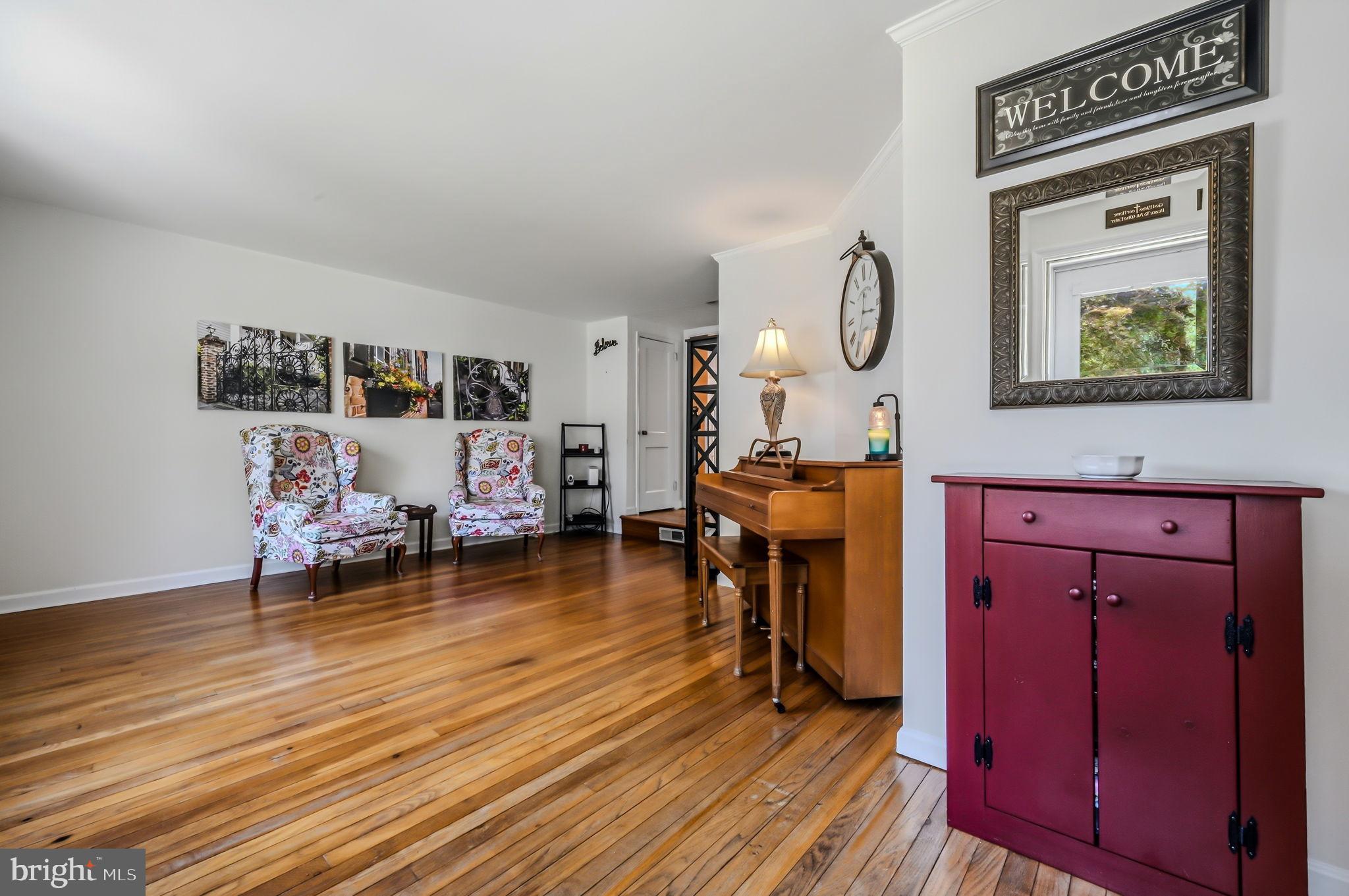 FAIRFAX - Residential