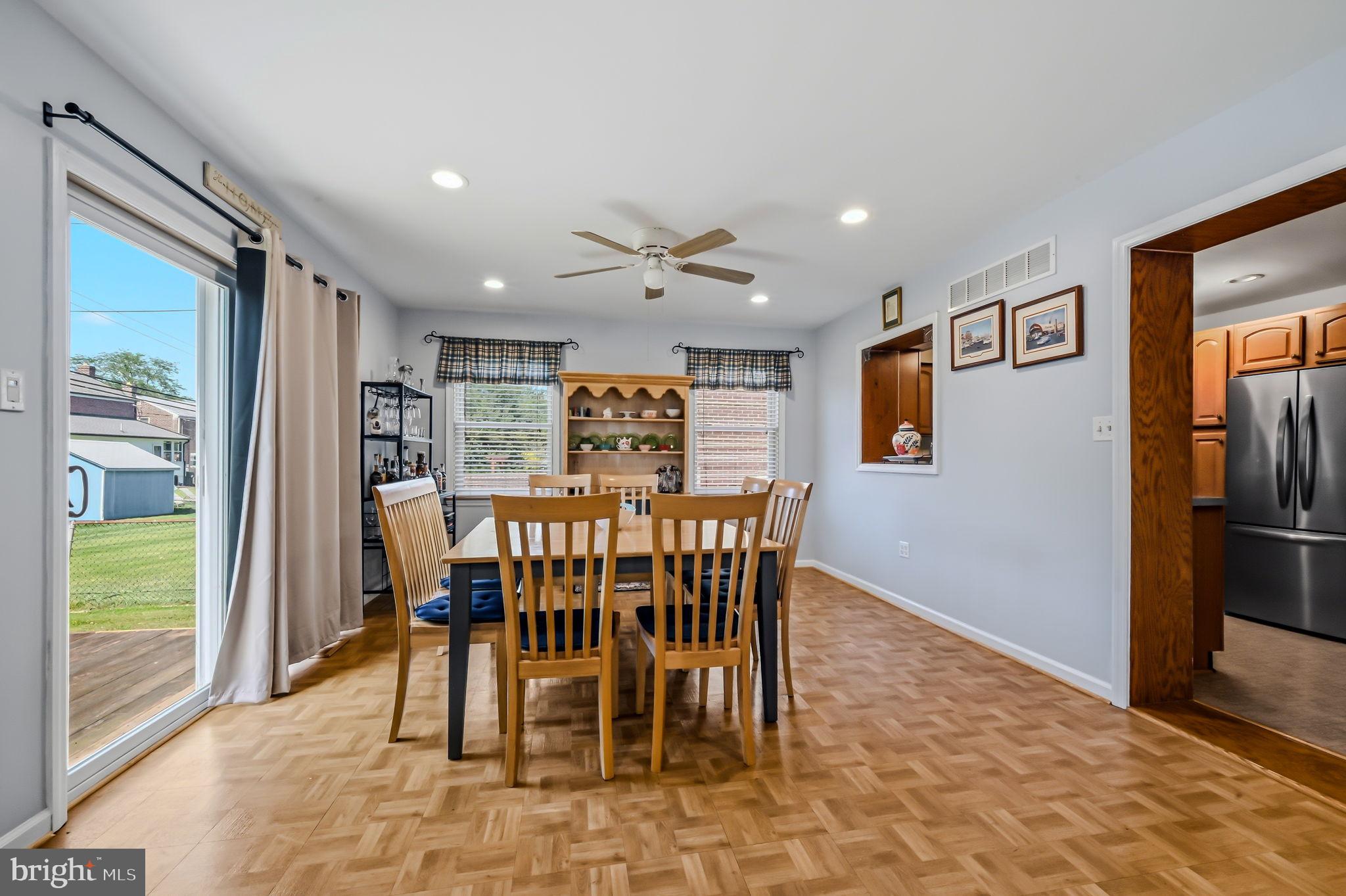 FAIRFAX - Residential