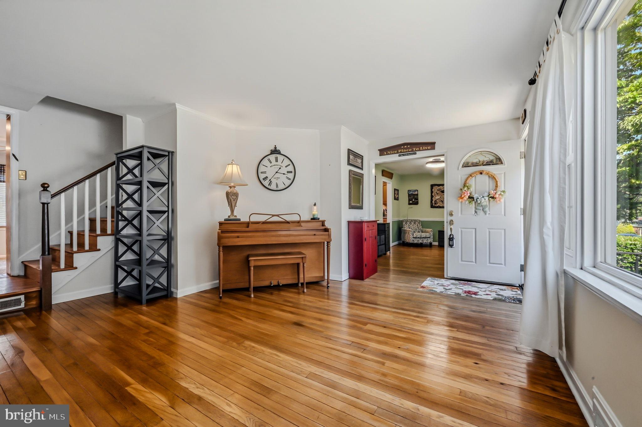 FAIRFAX - Residential