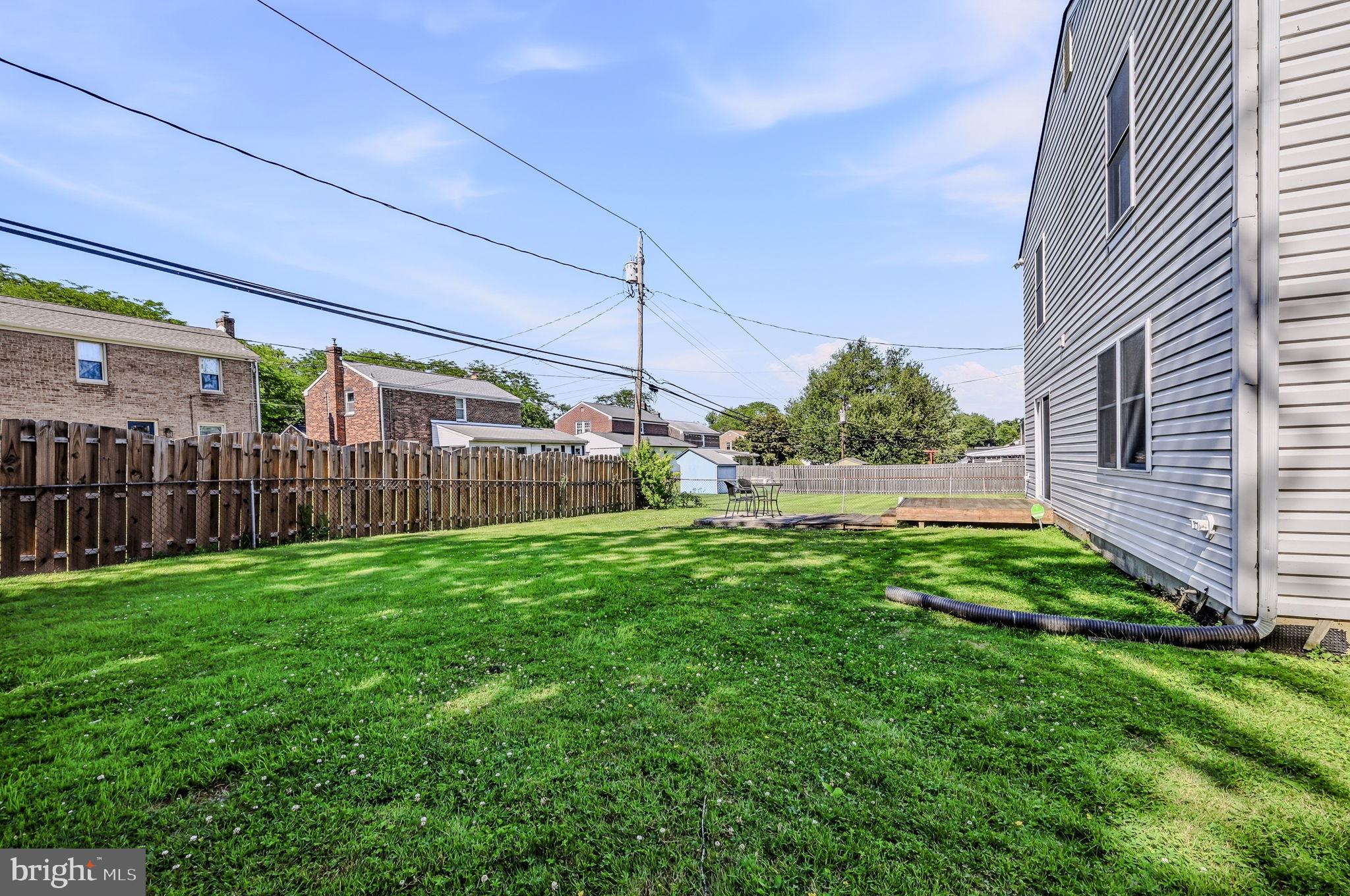 FAIRFAX - Residential