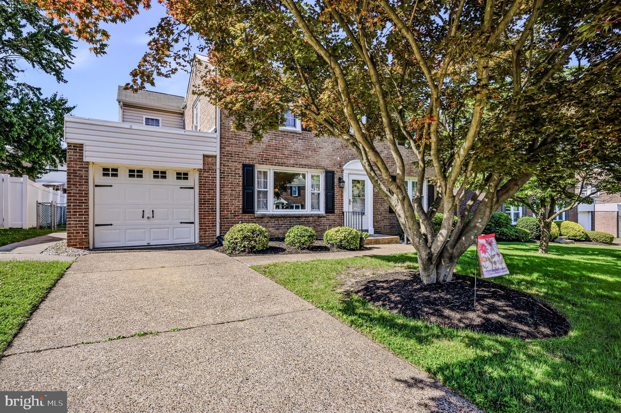 FAIRFAX - Residential