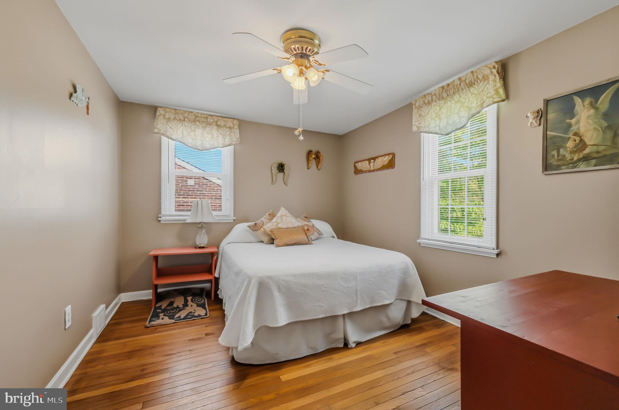 FAIRFAX - Residential