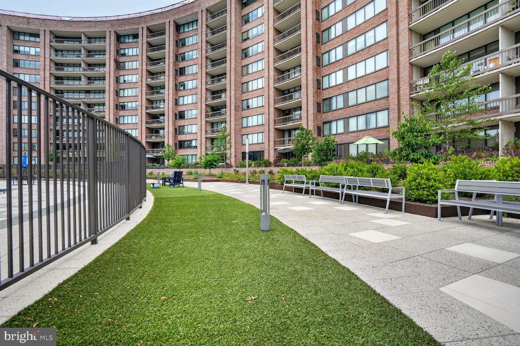 CRYSTAL PARK - Residential