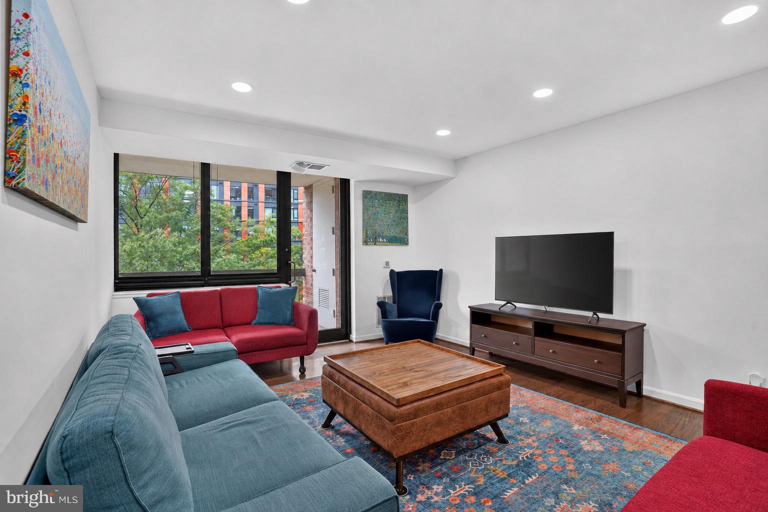 CRYSTAL PARK - Residential