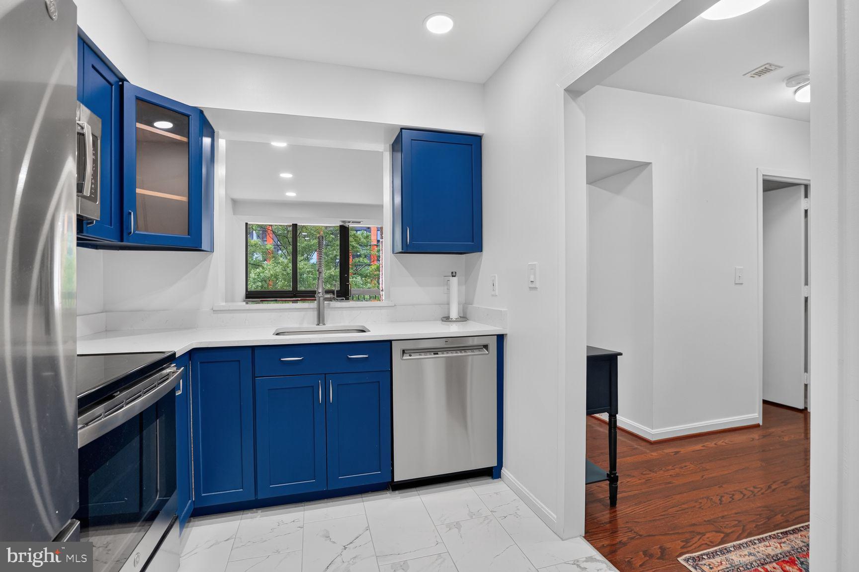 CRYSTAL PARK - Residential