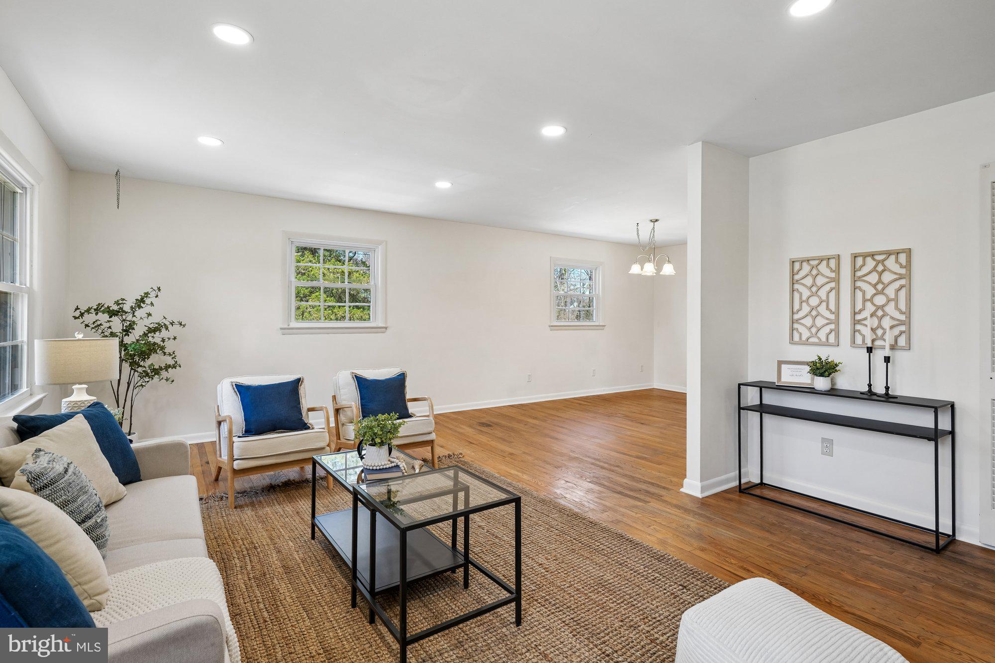WALNUT HILLS LA PLATA - Residential