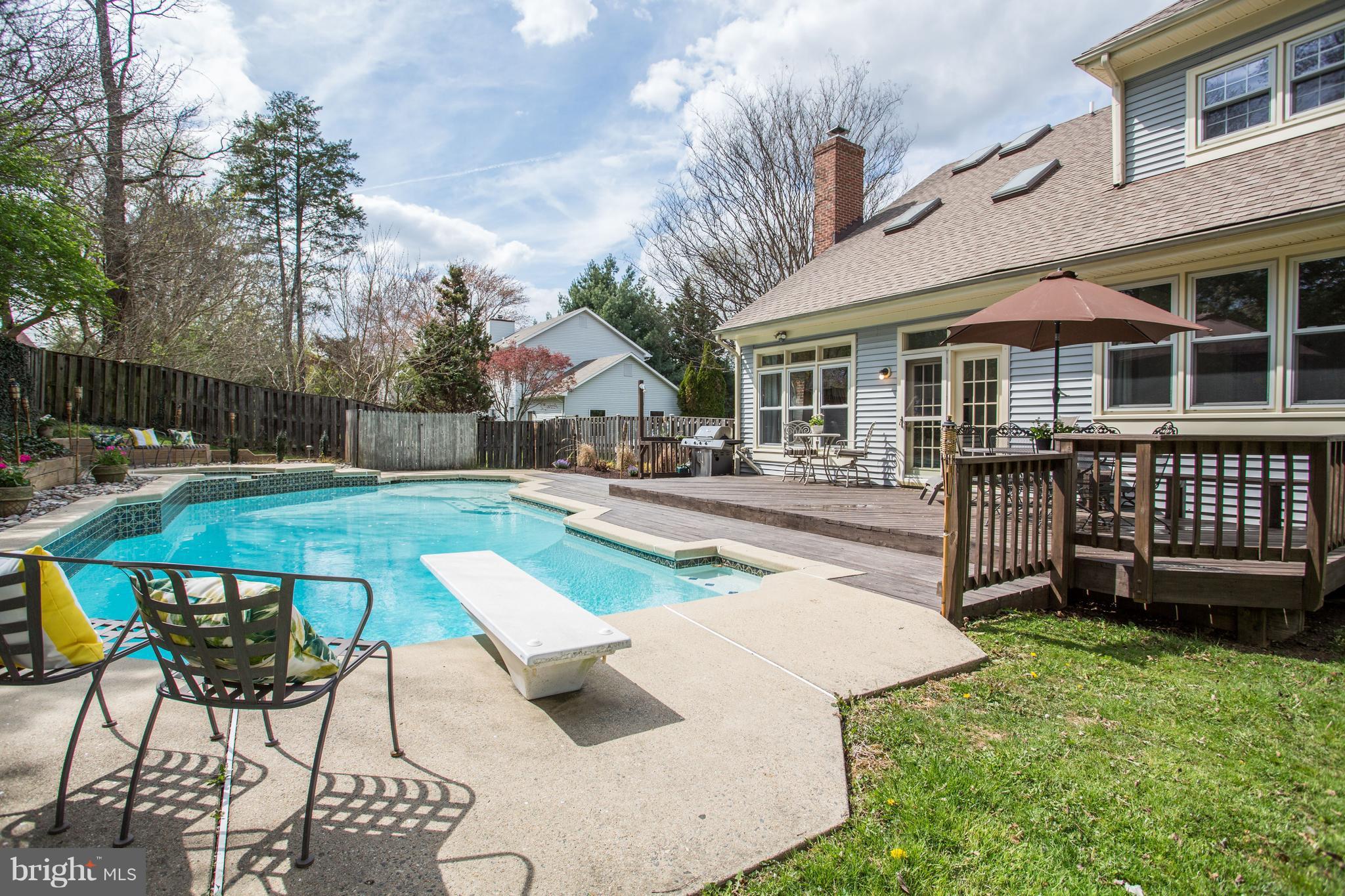 GRAYS OAKTON - Residential