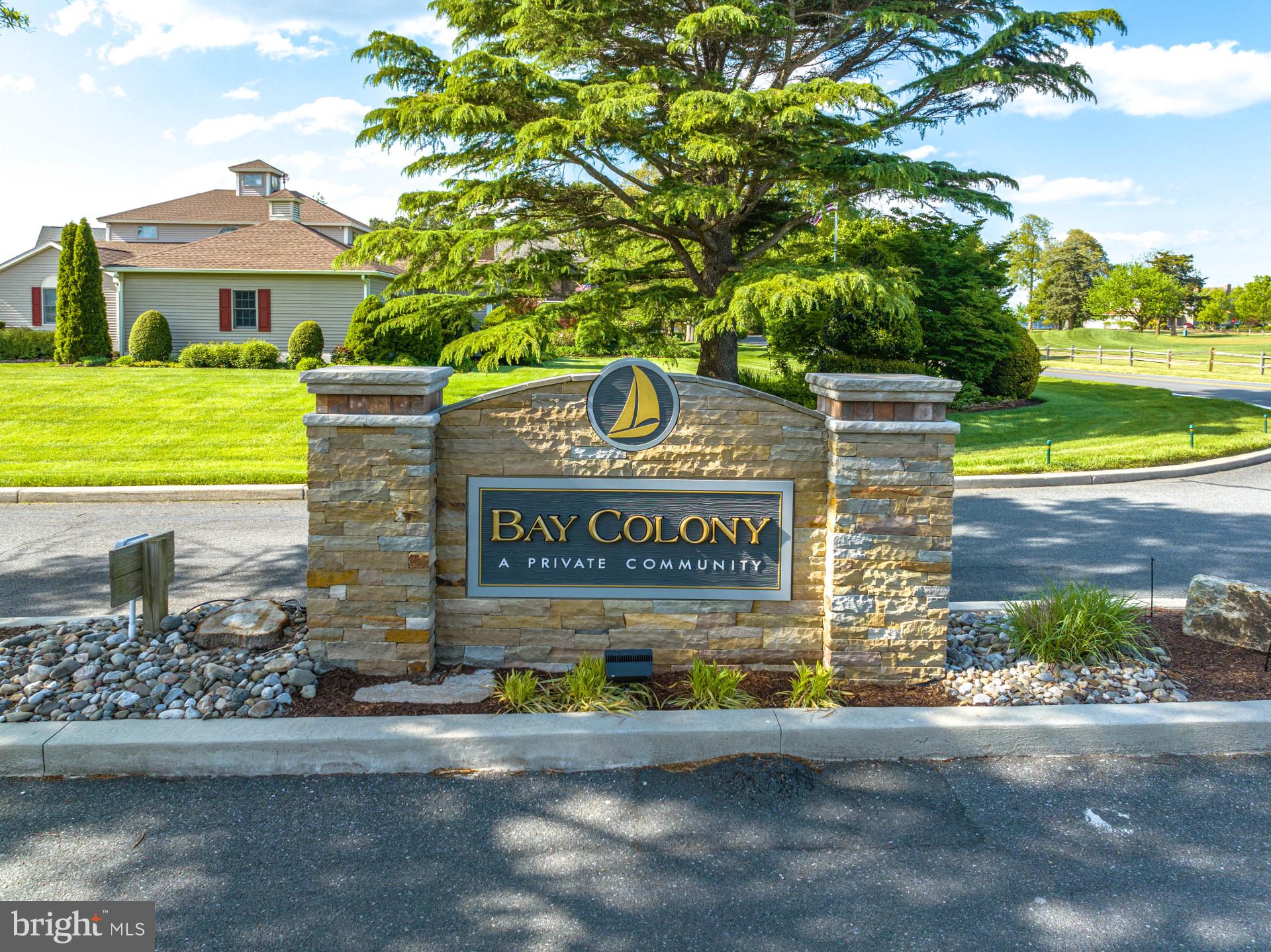 BAY COLONY - Residential