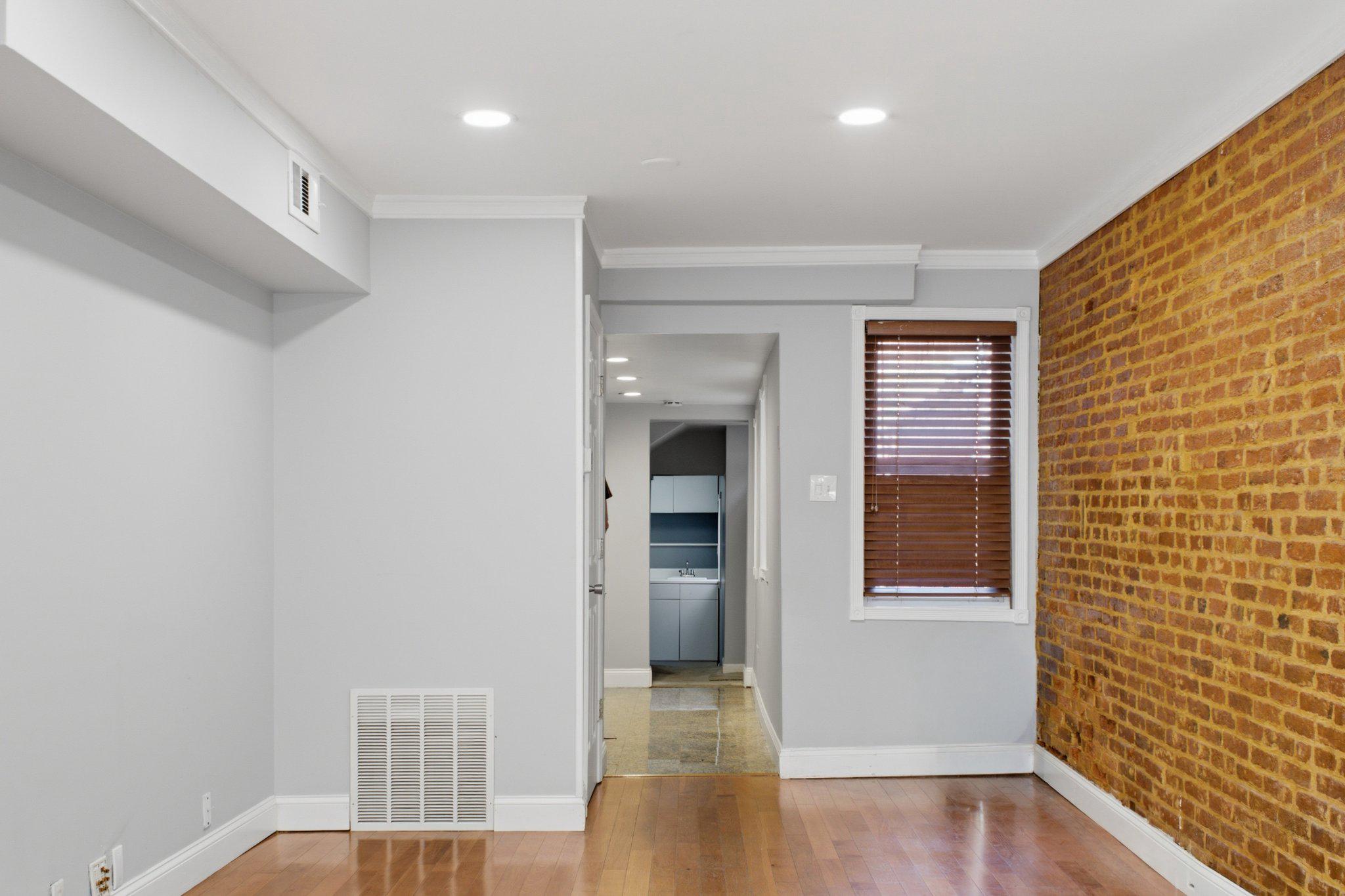 UPPER FELLS POINT - Residential