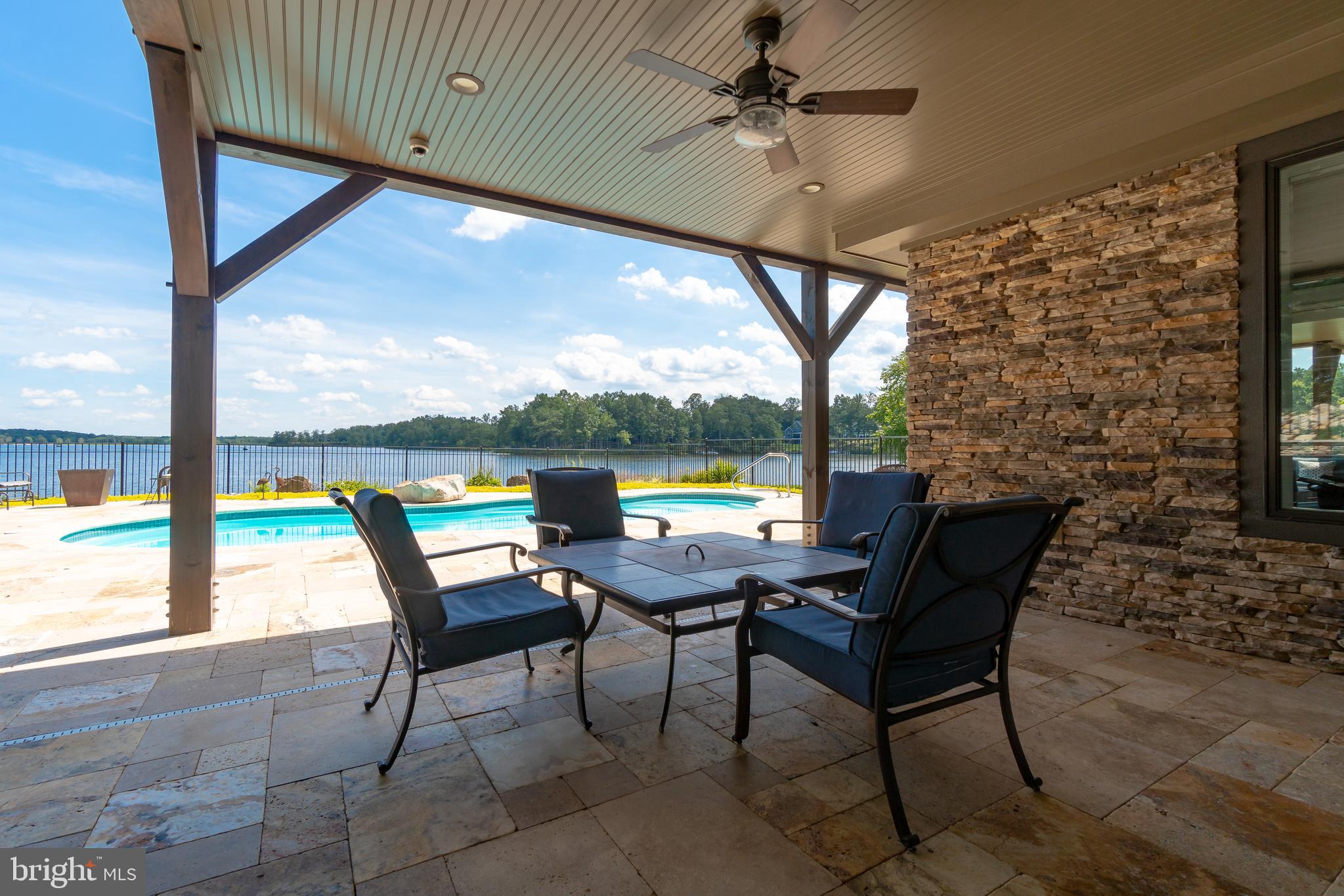 FAWN LAKE - Residential