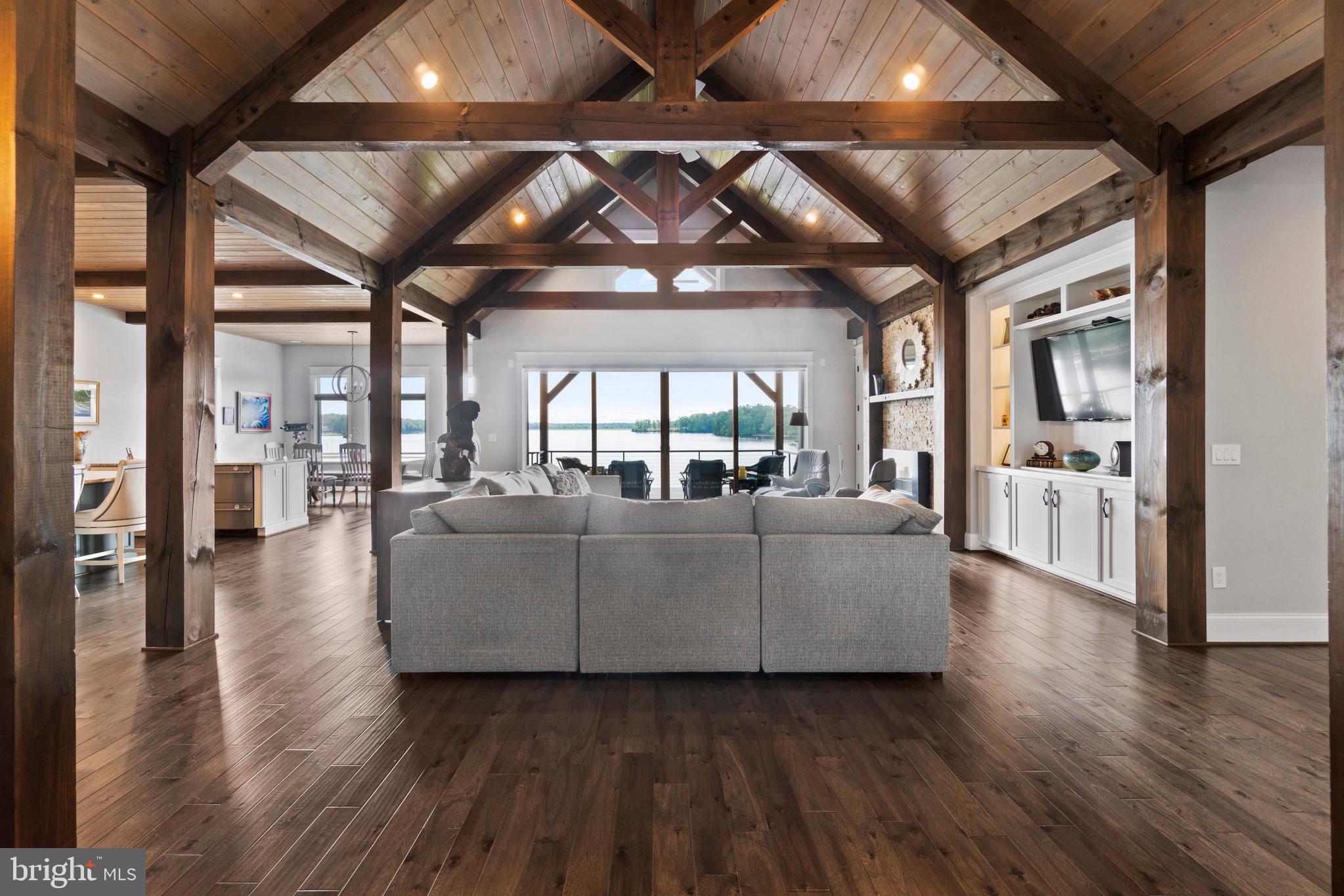 FAWN LAKE - Residential