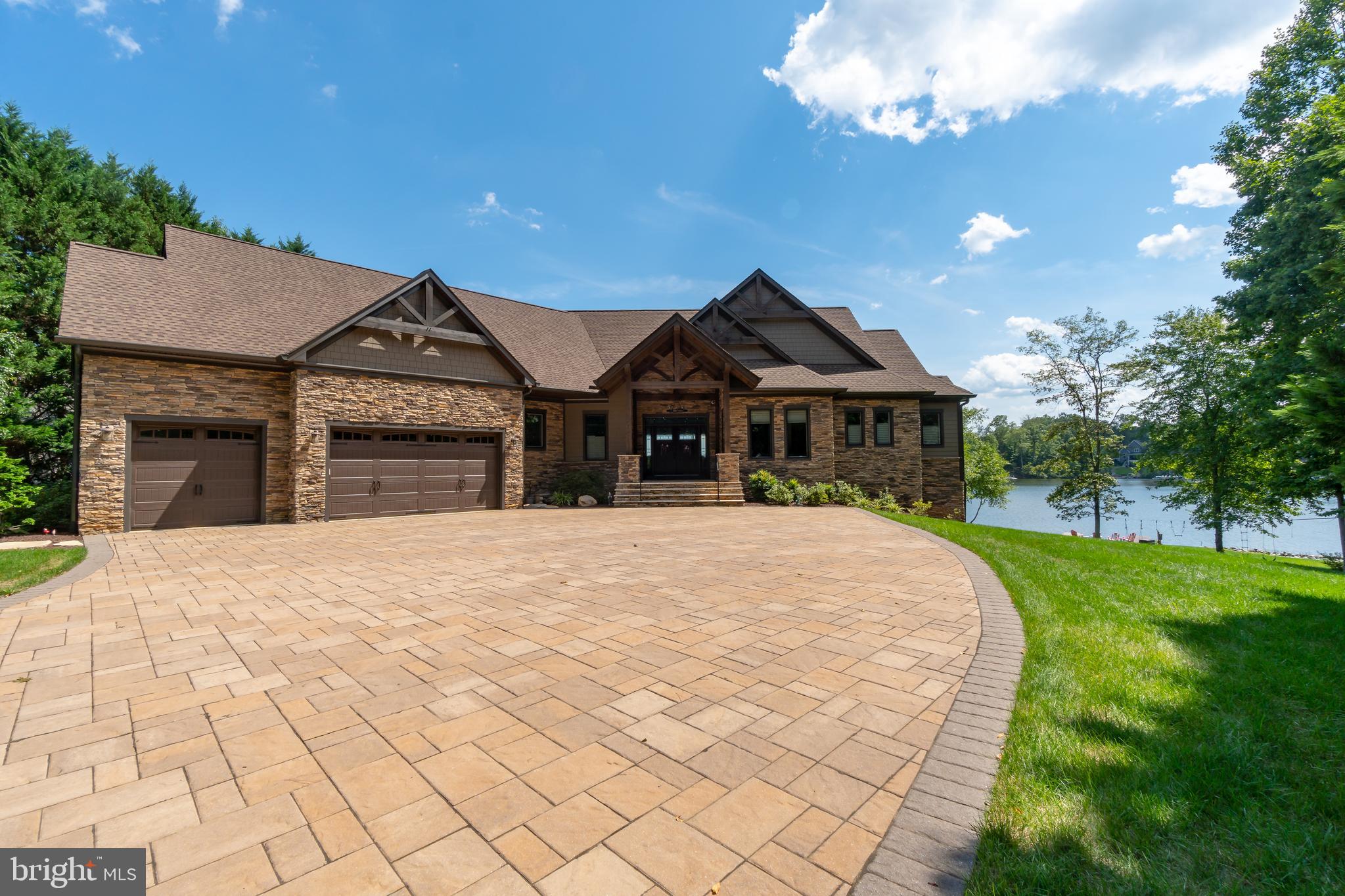 FAWN LAKE - Residential
