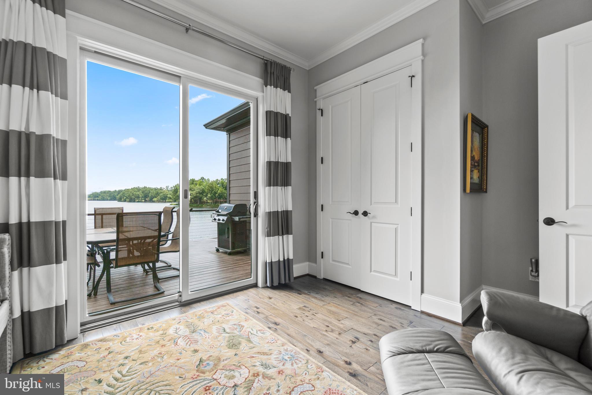 FAWN LAKE - Residential