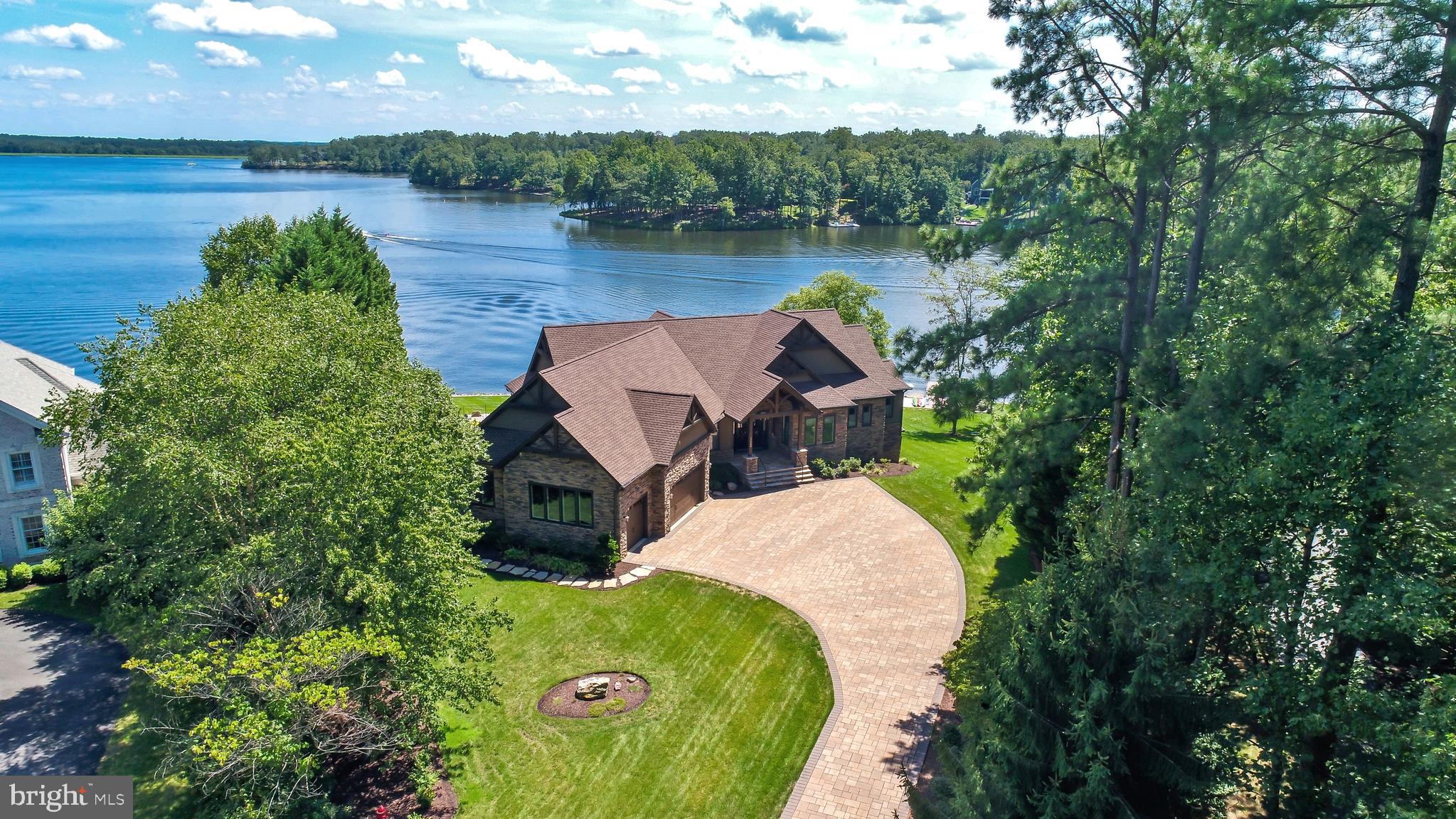 FAWN LAKE - Residential