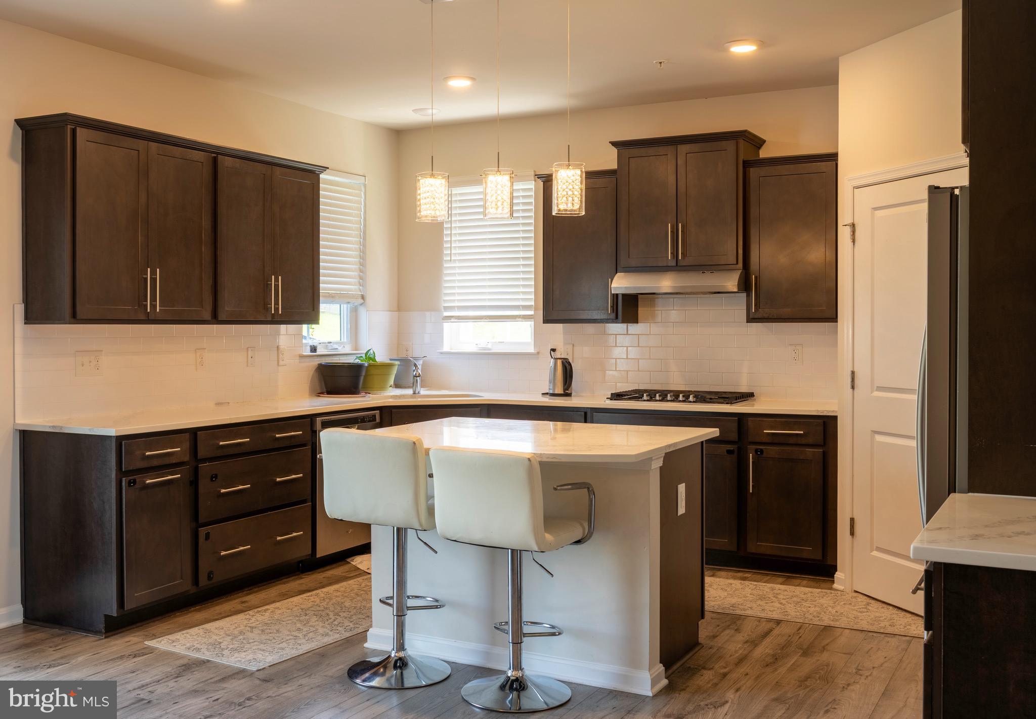 STONEGATE - Residential