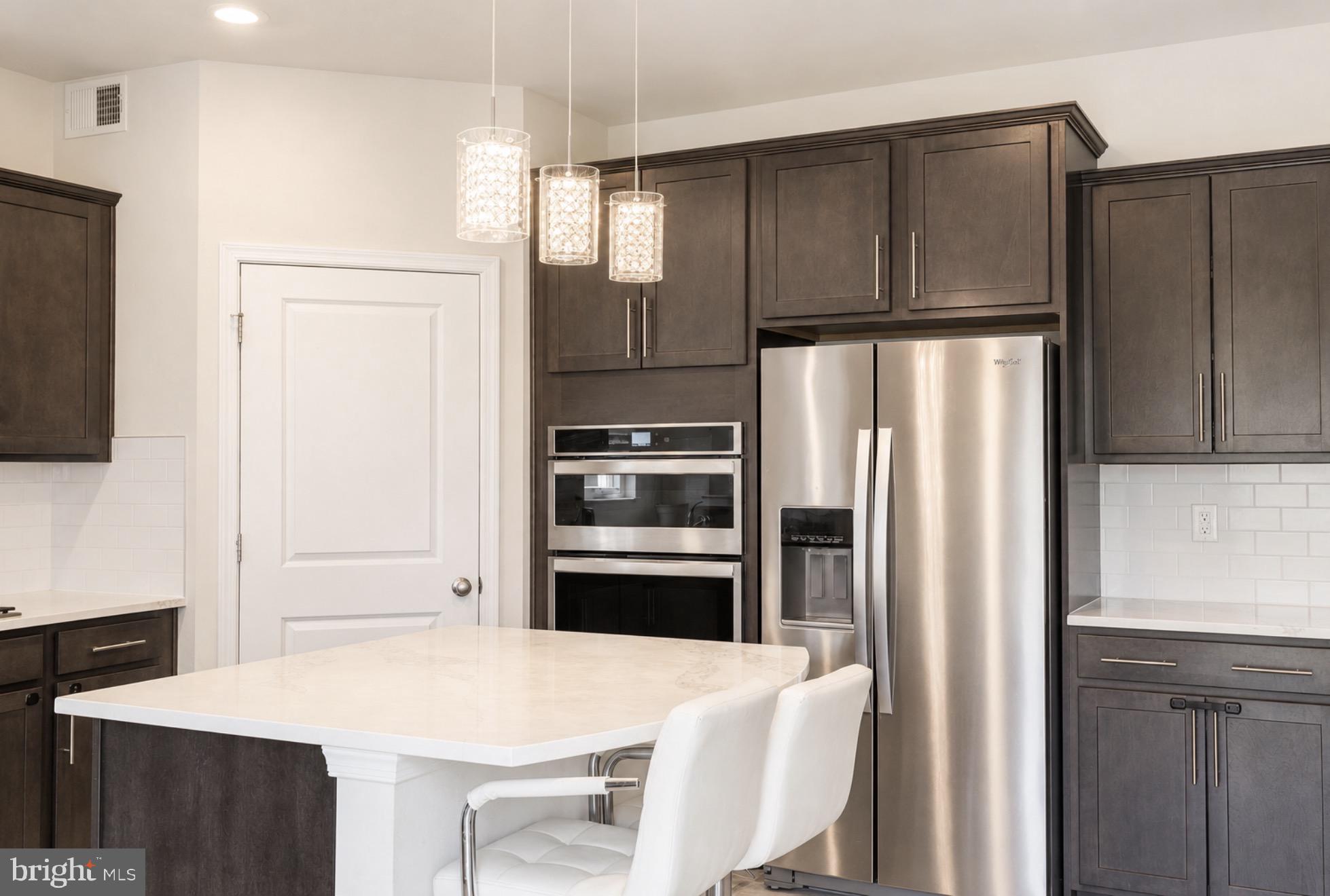 STONEGATE - Residential
