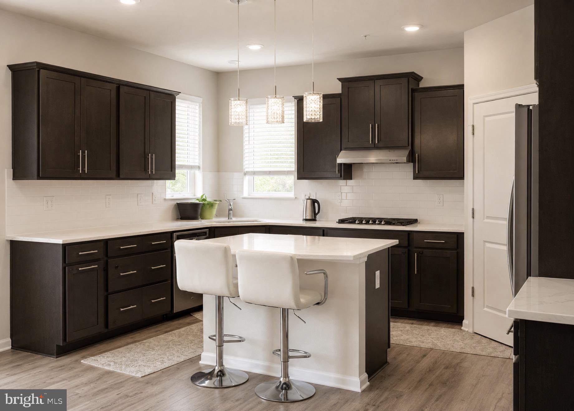 STONEGATE - Residential