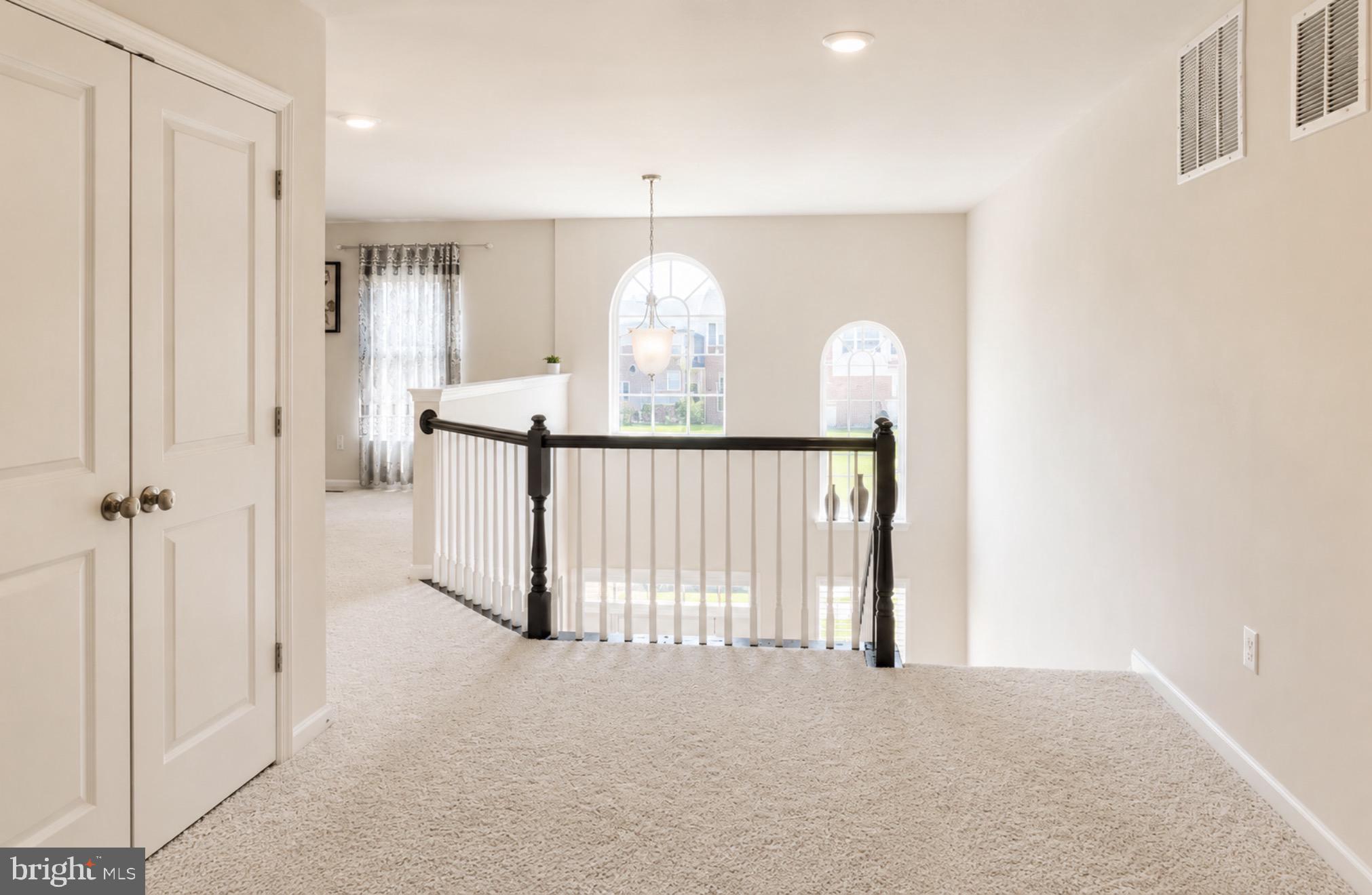 STONEGATE - Residential