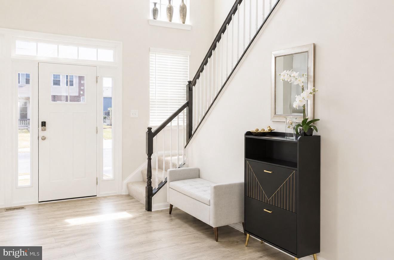 STONEGATE - Residential