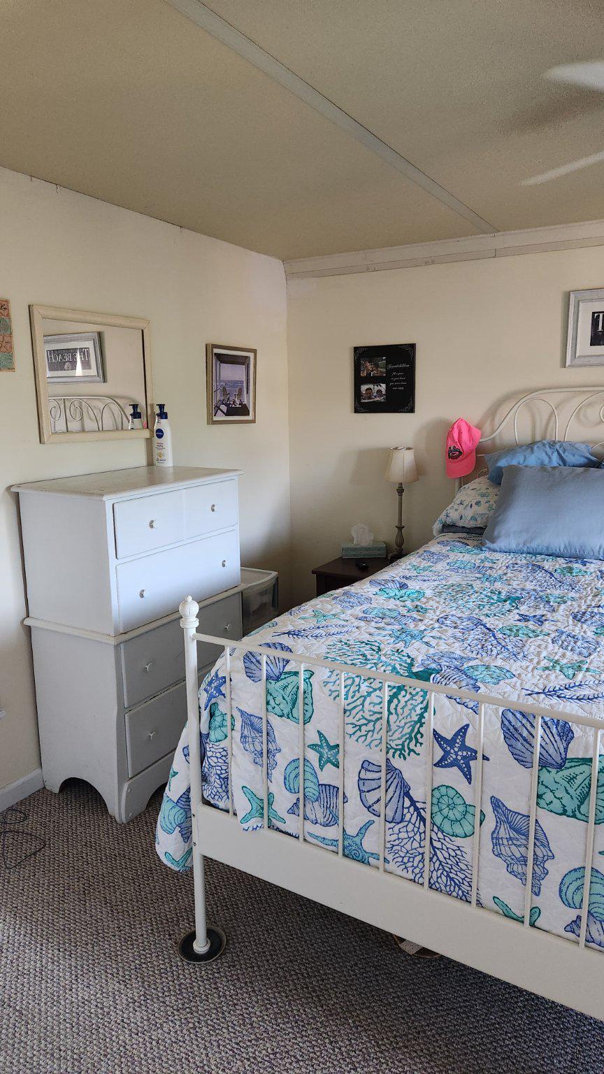 BEACH HARBOR - Residential