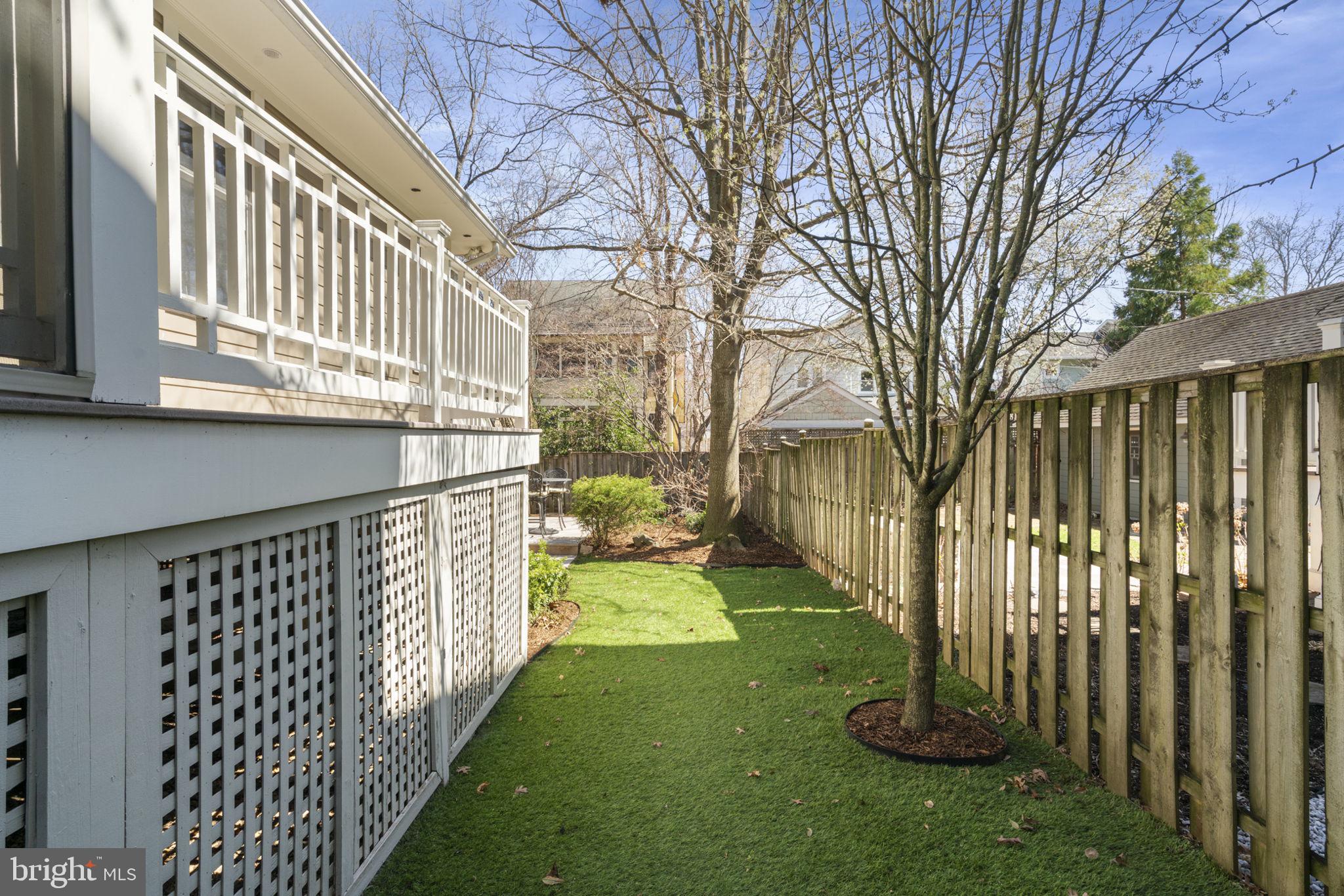 LYON PARK - Residential