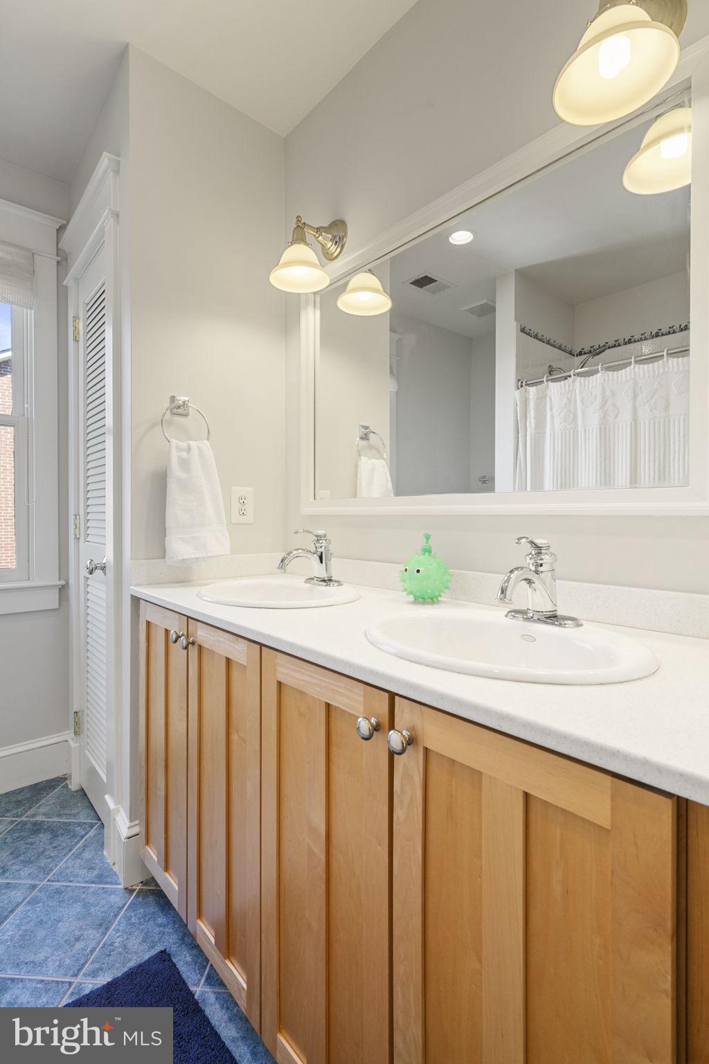LYON PARK - Residential