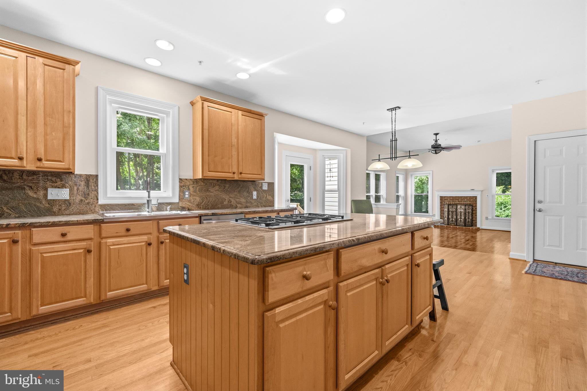 HILLBROOK SPRING - Residential