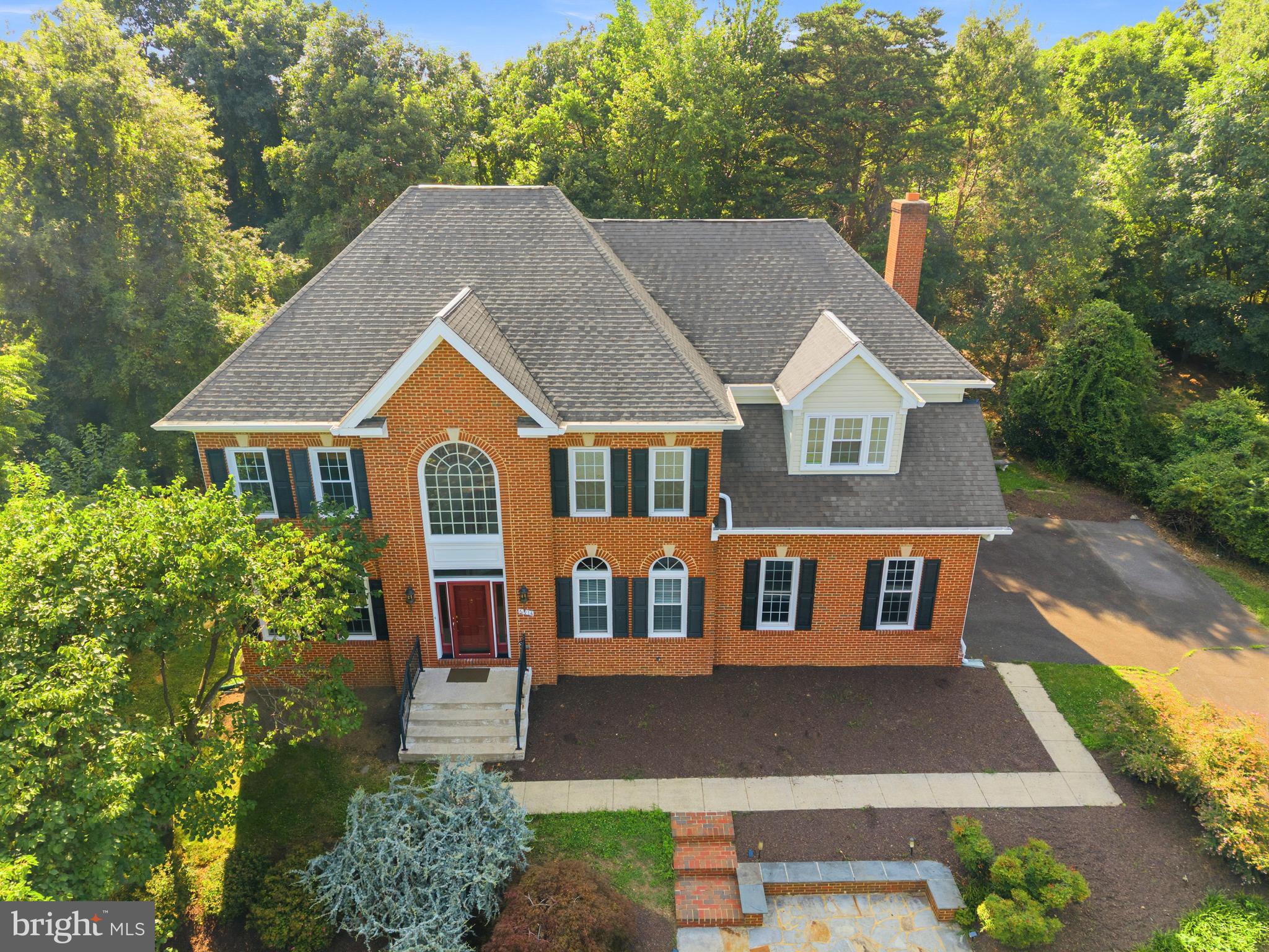 HILLBROOK SPRING - Residential