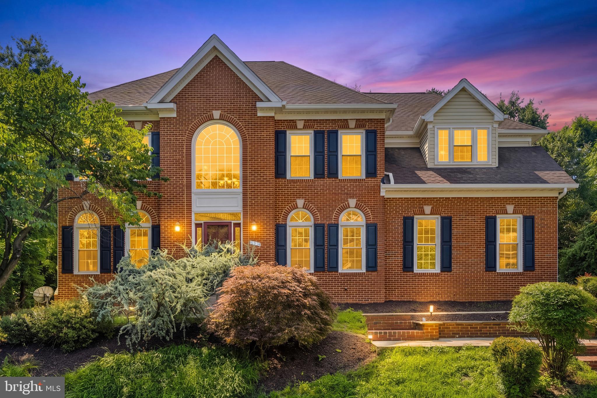 HILLBROOK SPRING - Residential