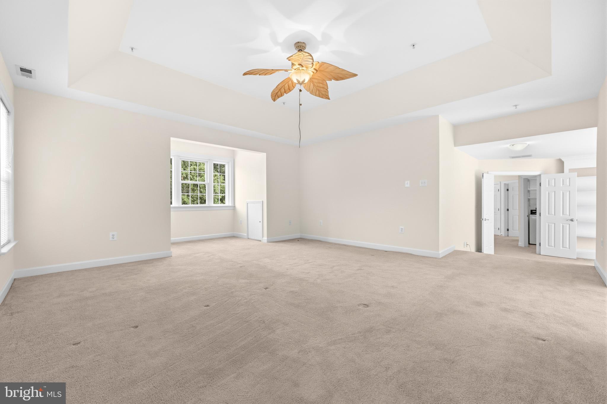 HILLBROOK SPRING - Residential