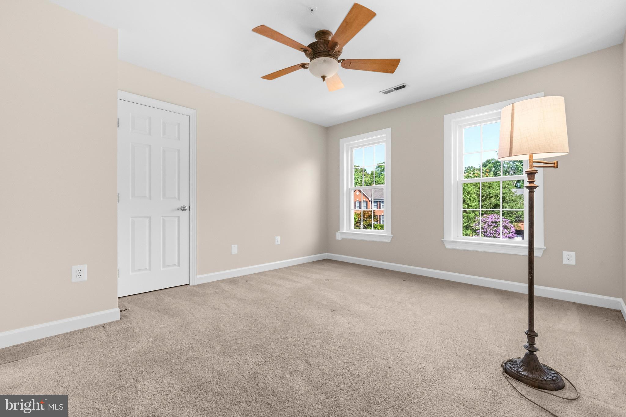 HILLBROOK SPRING - Residential