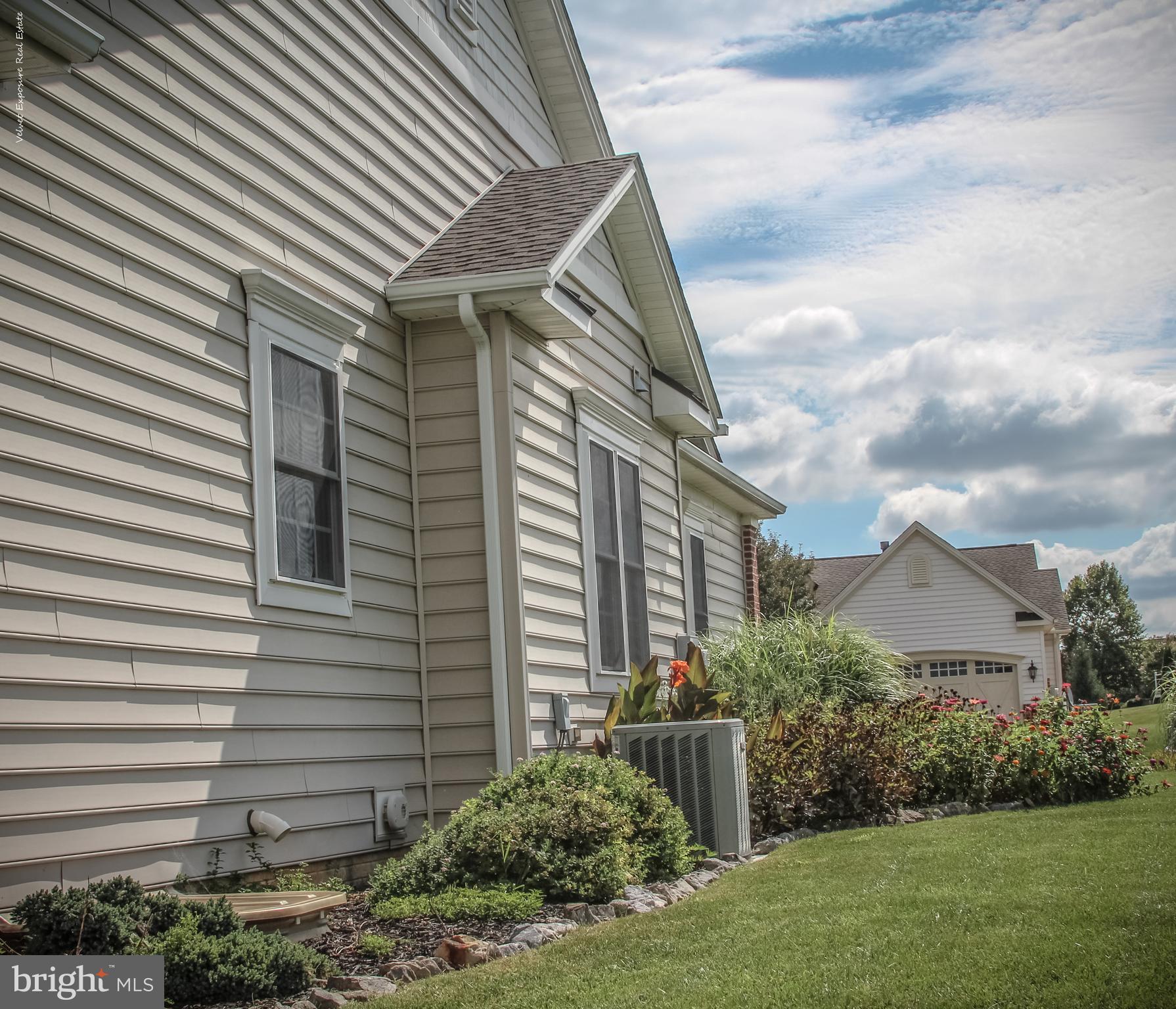 THE VILLAS AT CATTAIL - Residential