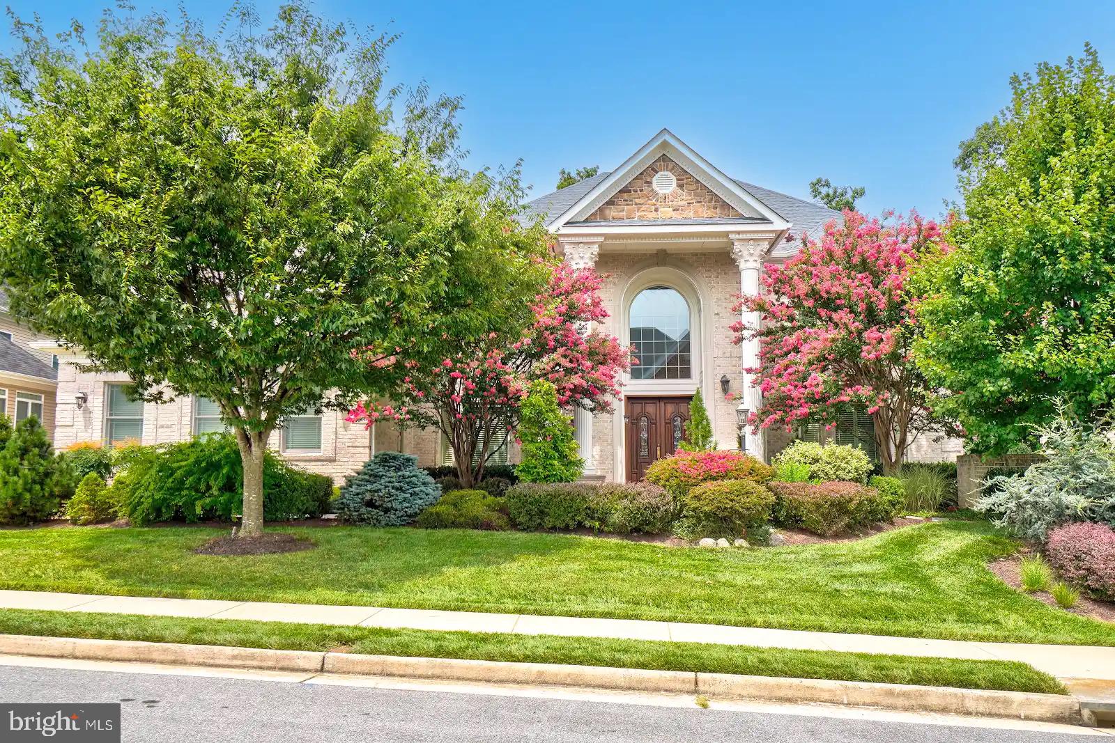 RESERVES AT PINECREST - Residential