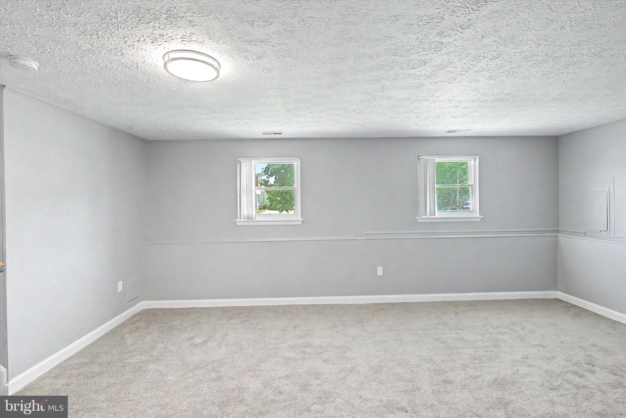 HILLSDALE - Residential
