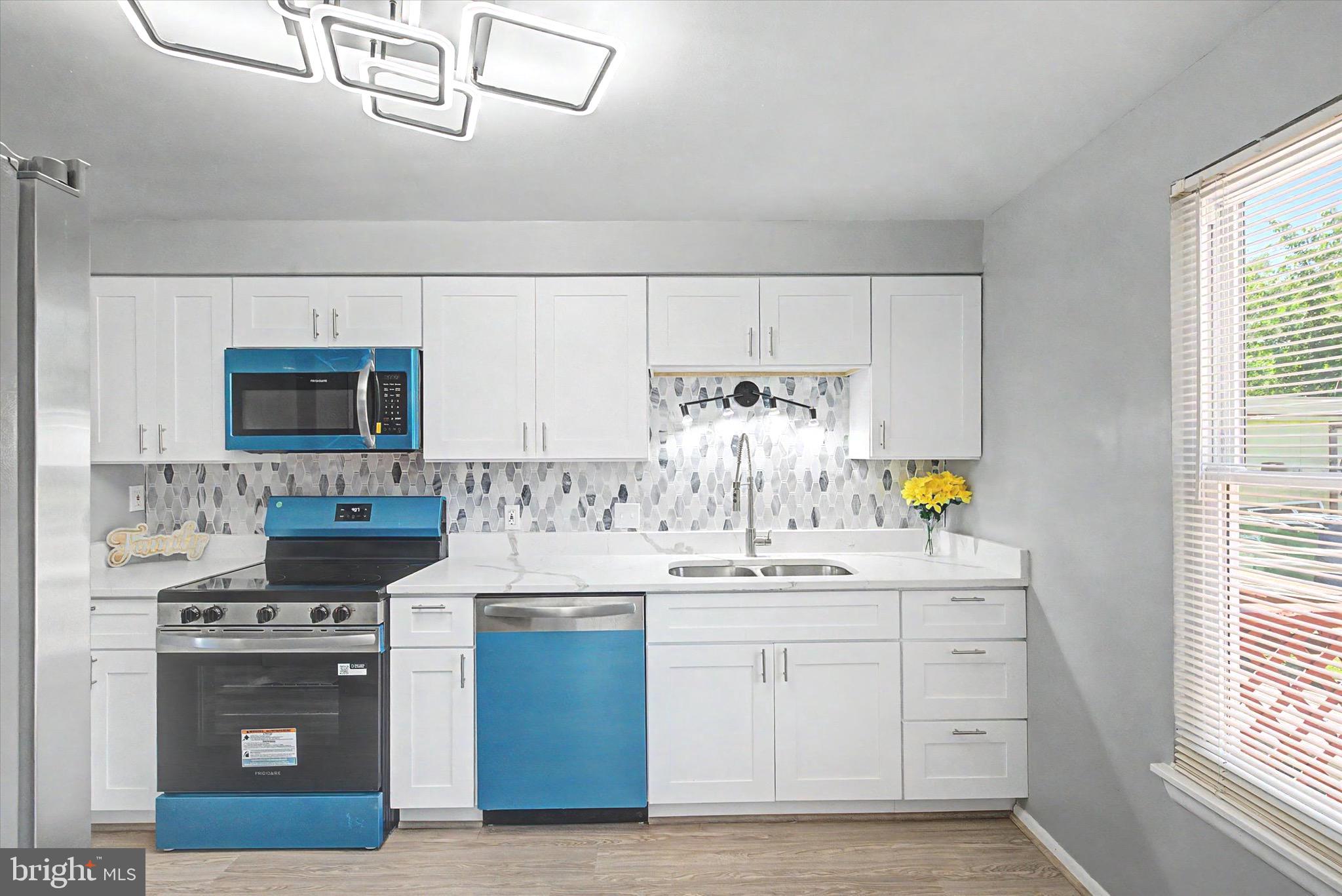 HILLSDALE - Residential