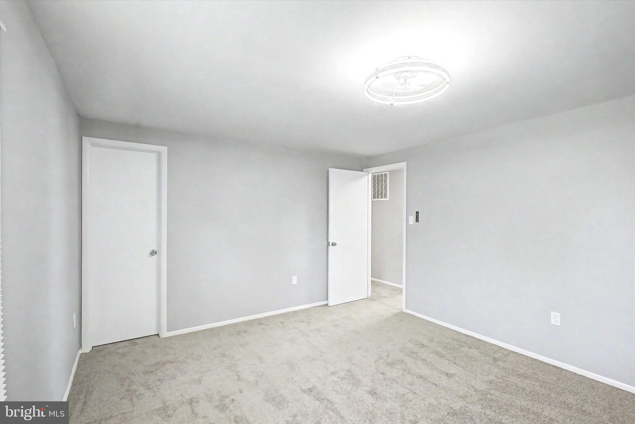 HILLSDALE - Residential