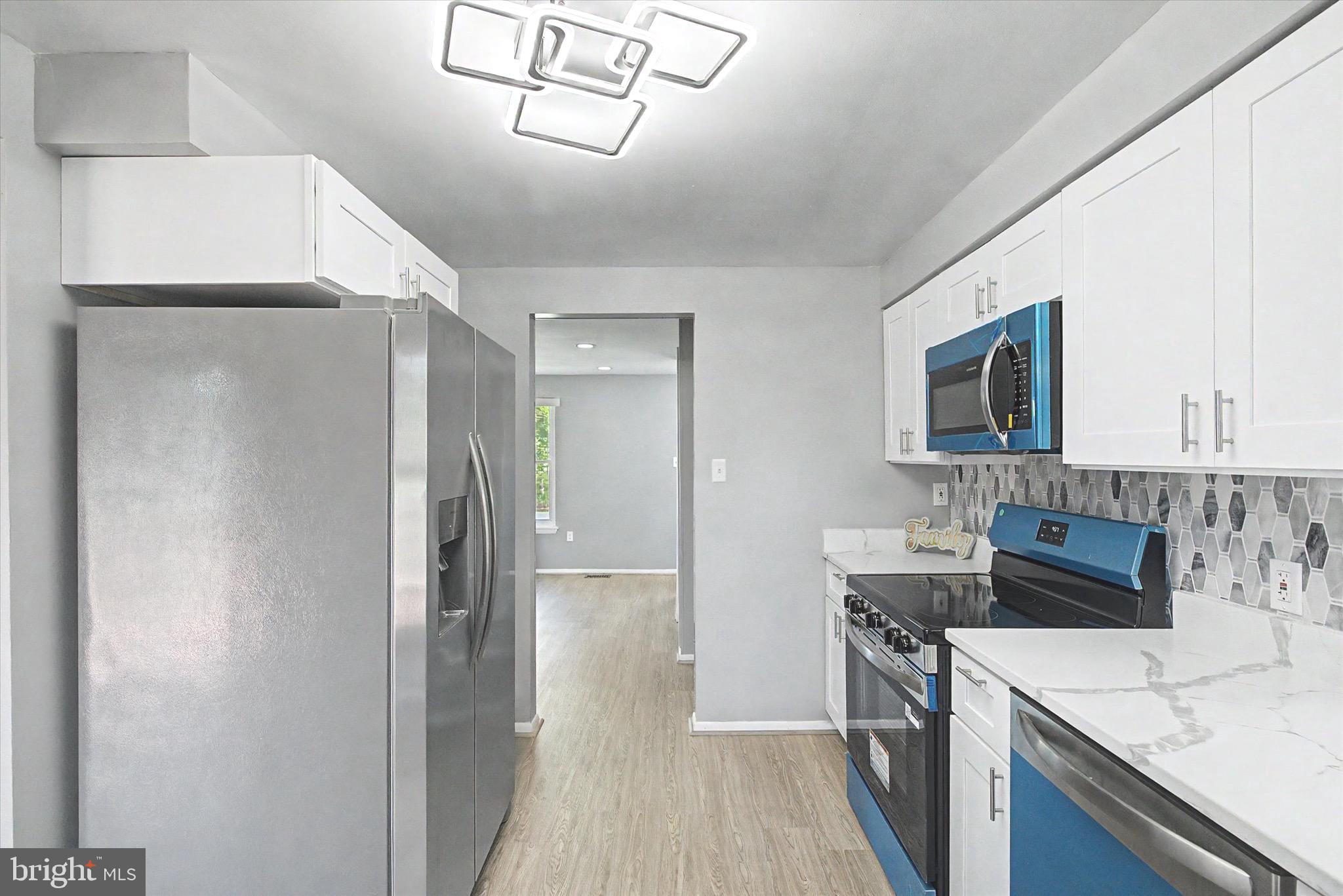 HILLSDALE - Residential