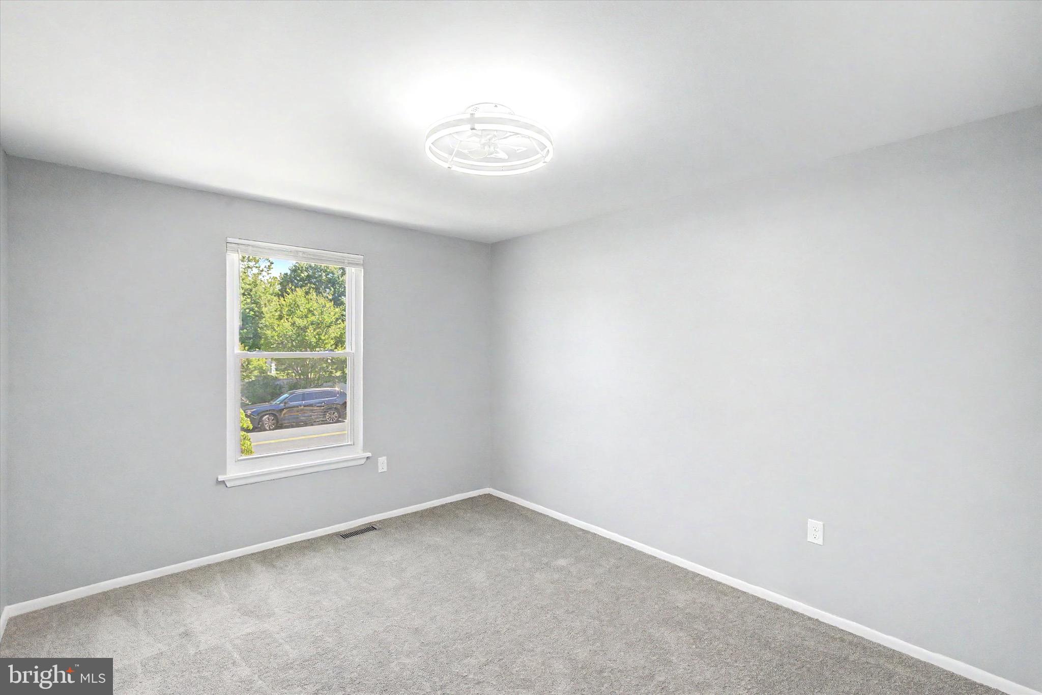 HILLSDALE - Residential