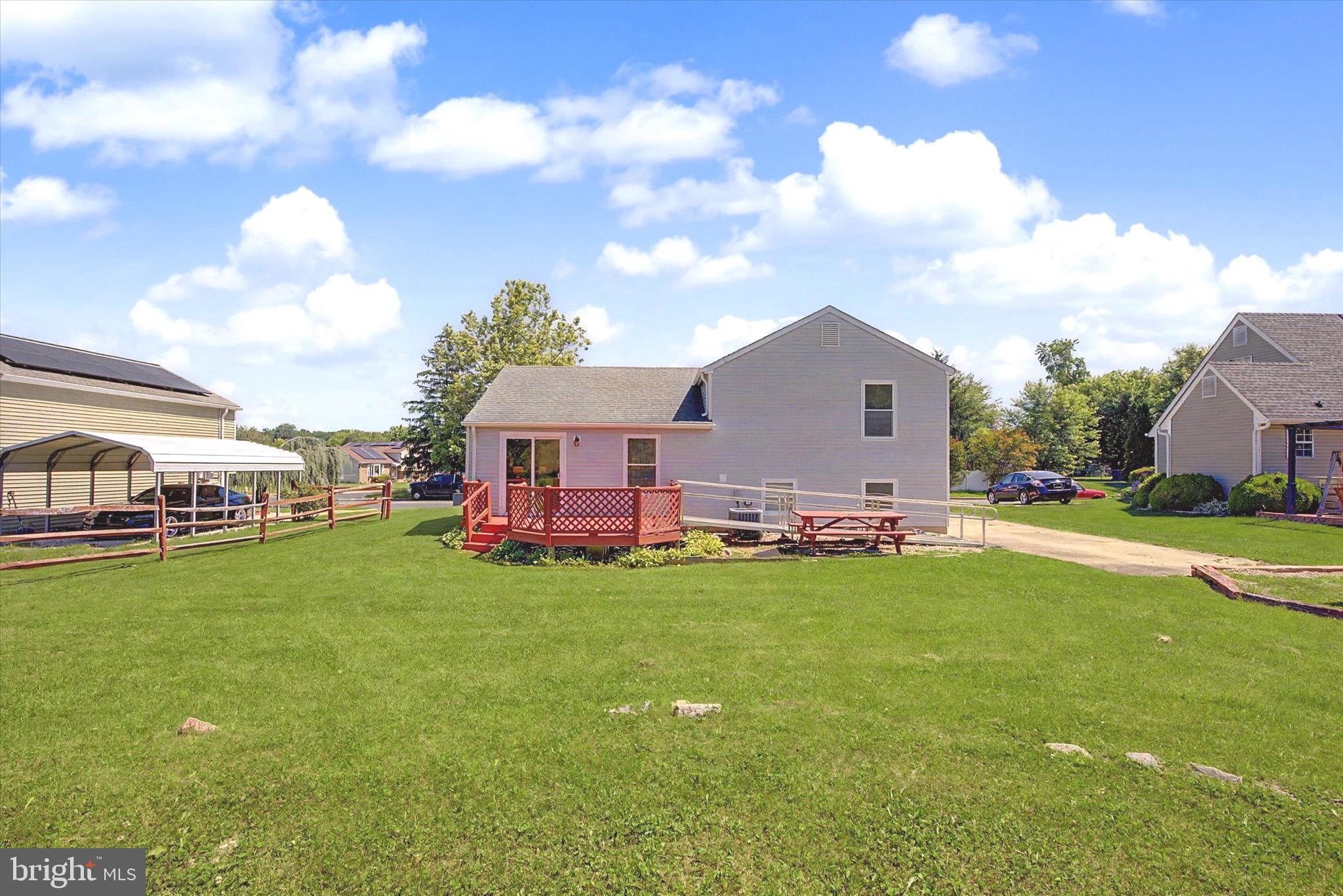 HILLSDALE - Residential