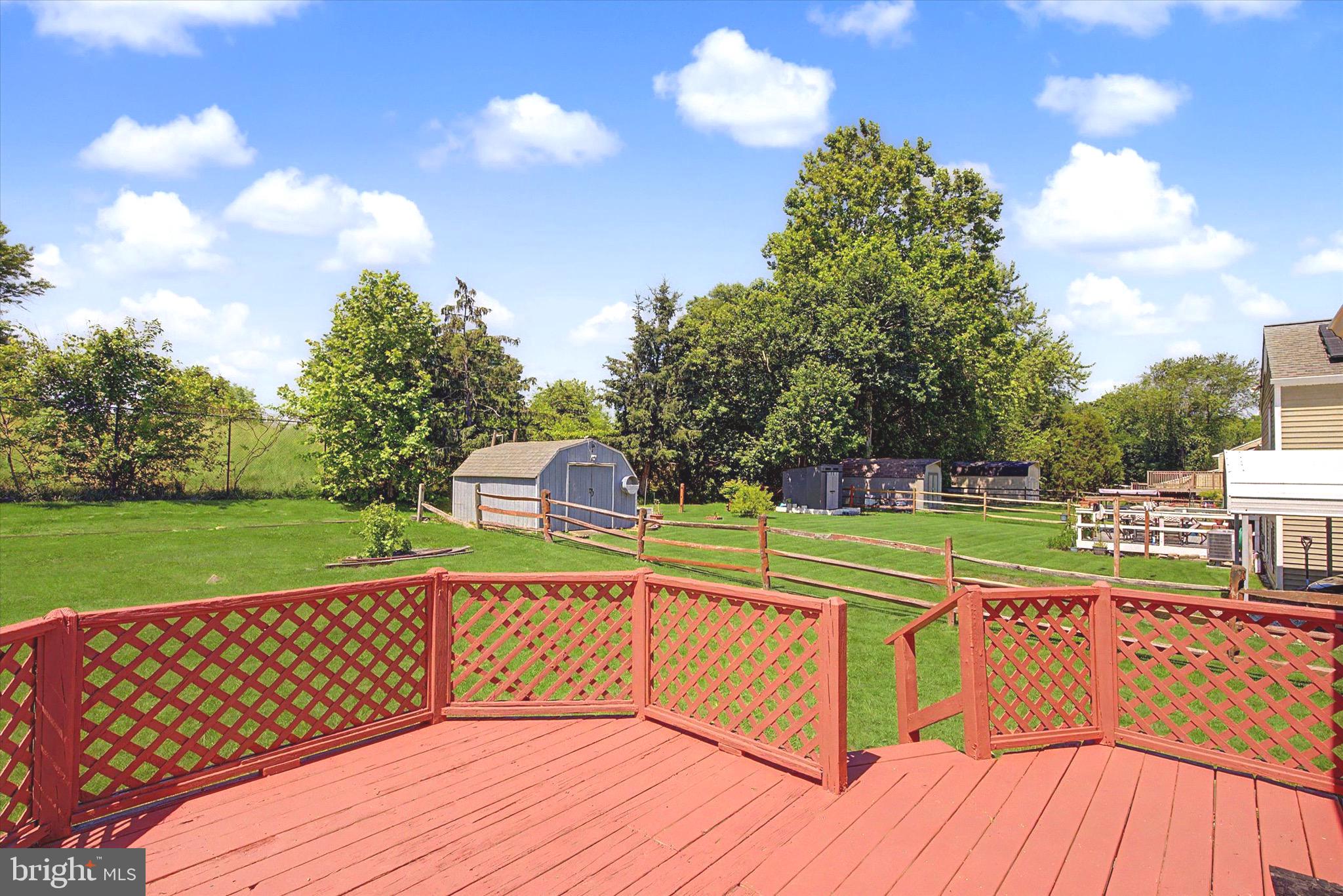 HILLSDALE - Residential